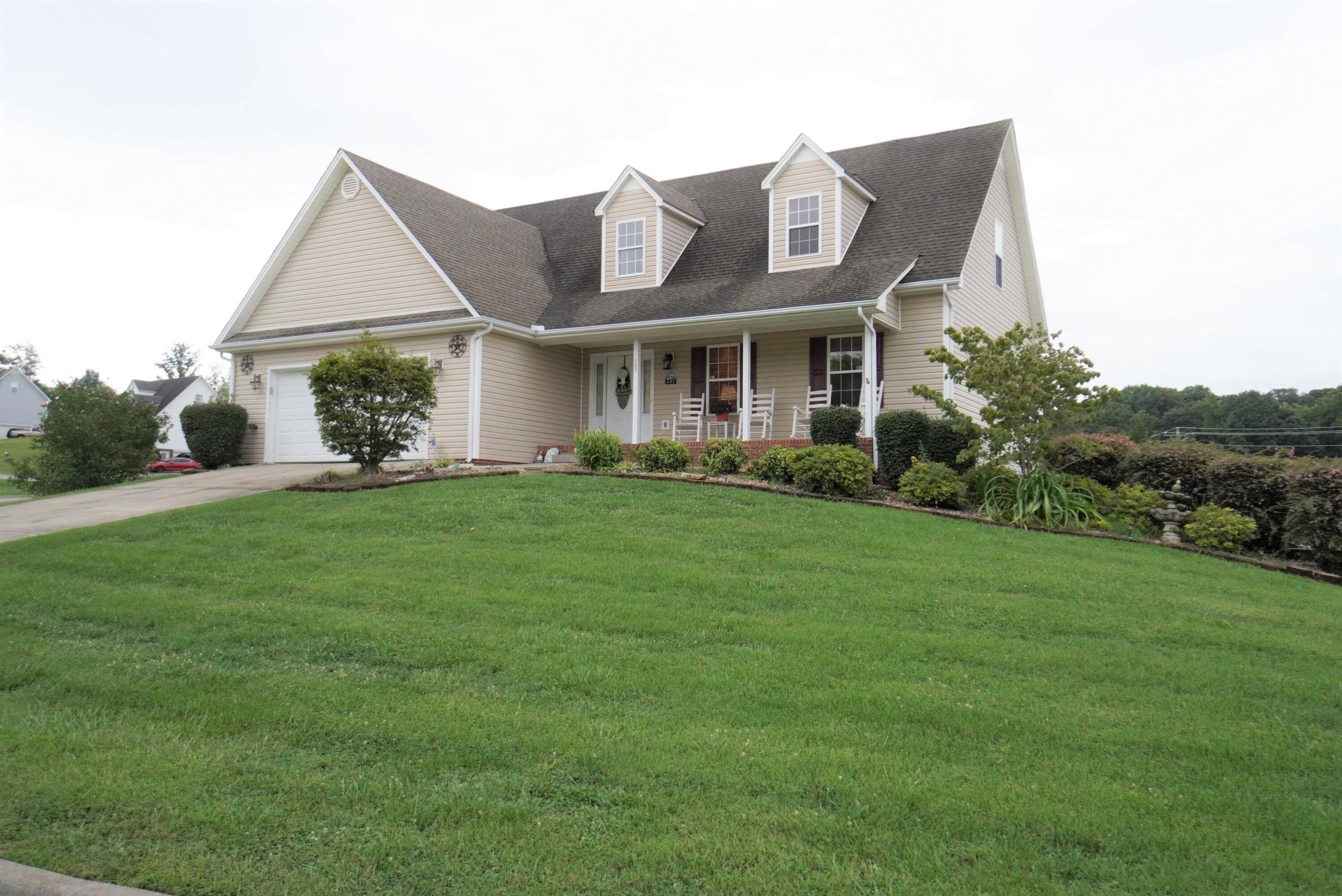 Morristown, TN 37814,891 Hemlock CIR