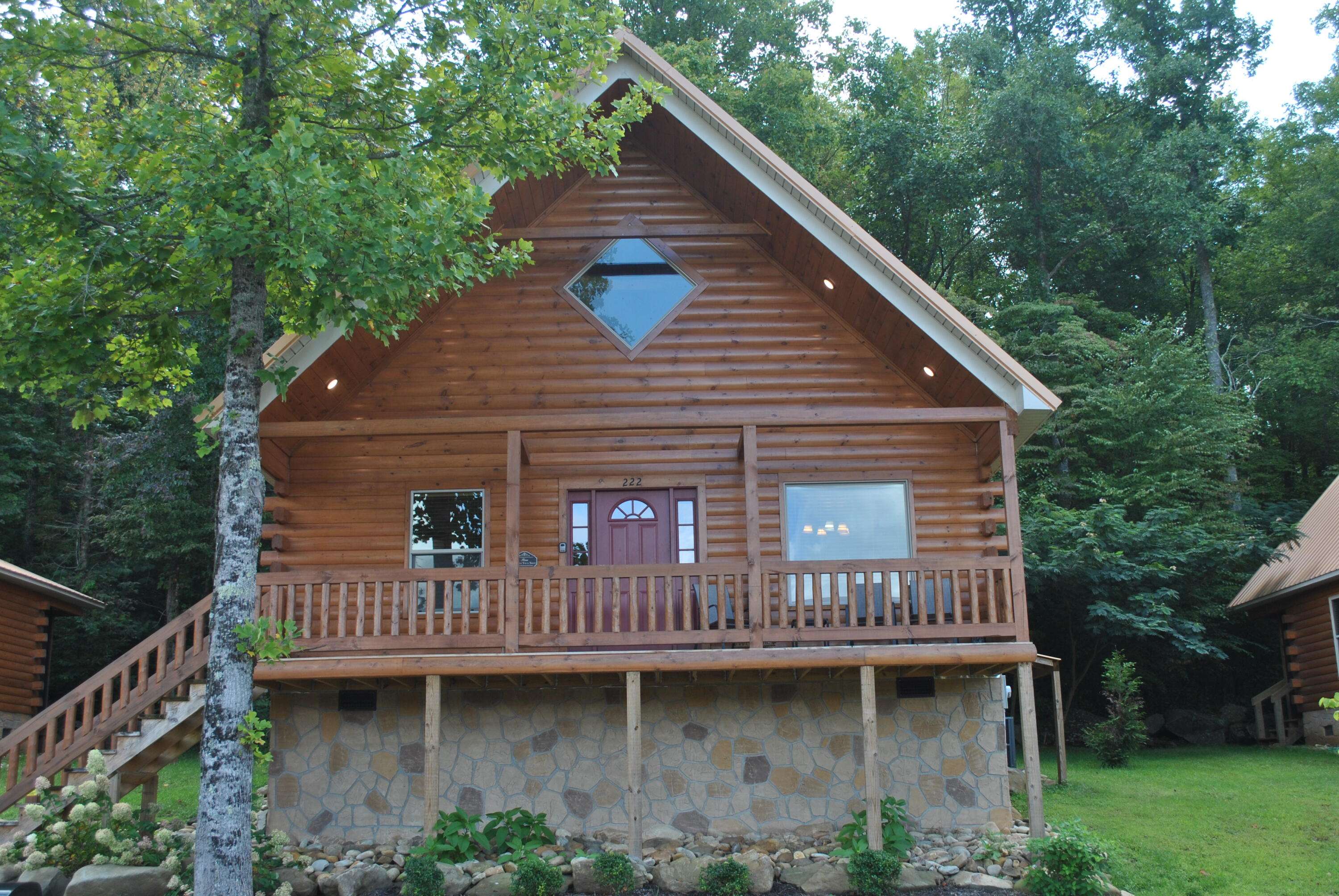 Gatlinburg, TN 37738,222 Forrest Loop WAY