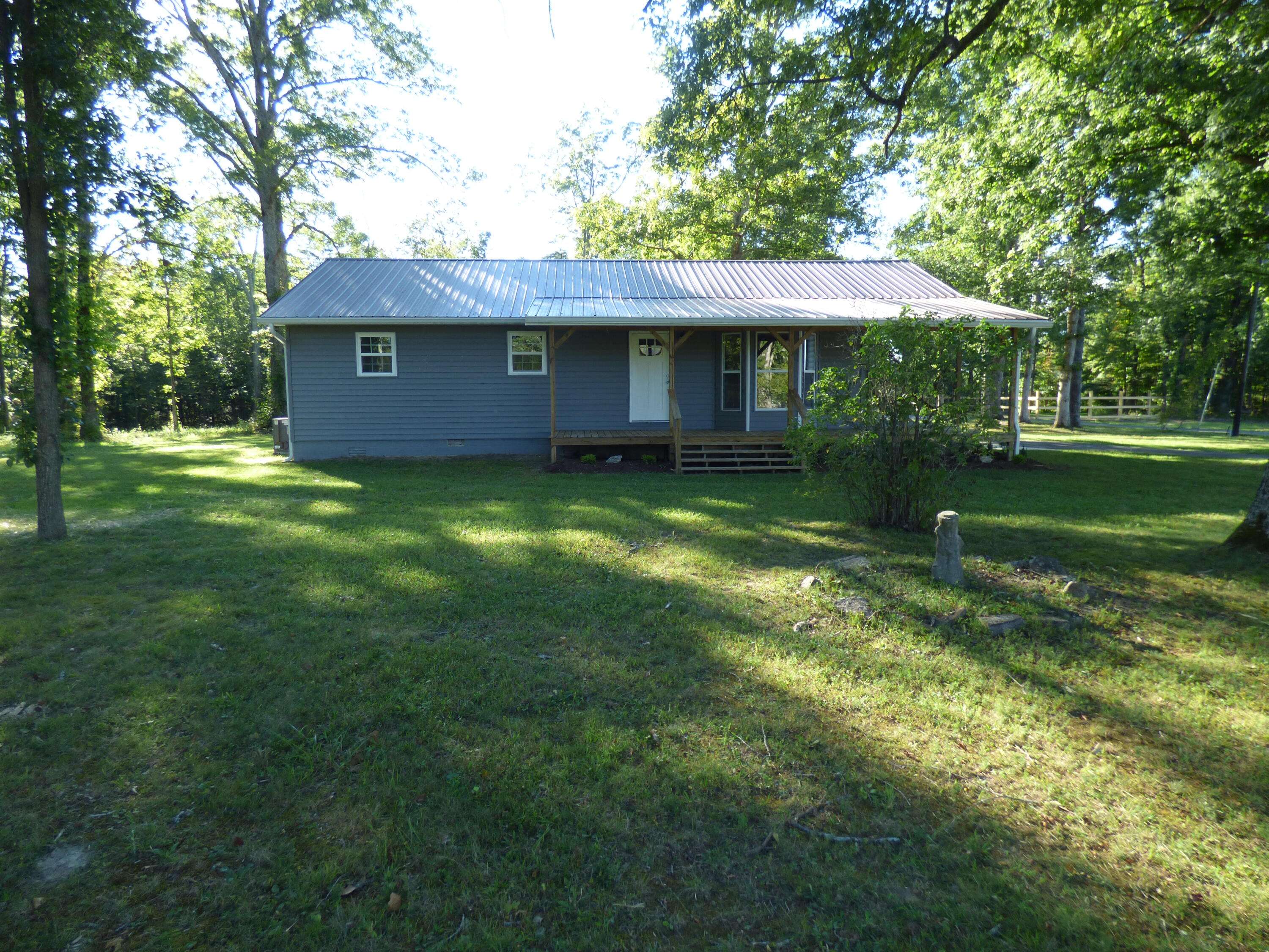 Crab Orchard, TN 37723,137 Brady Rd