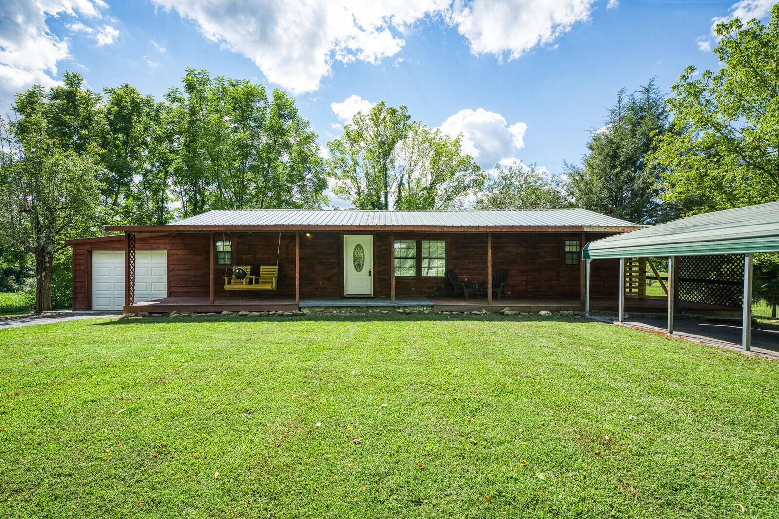 Crawford, TN 38554,470 Fork LN