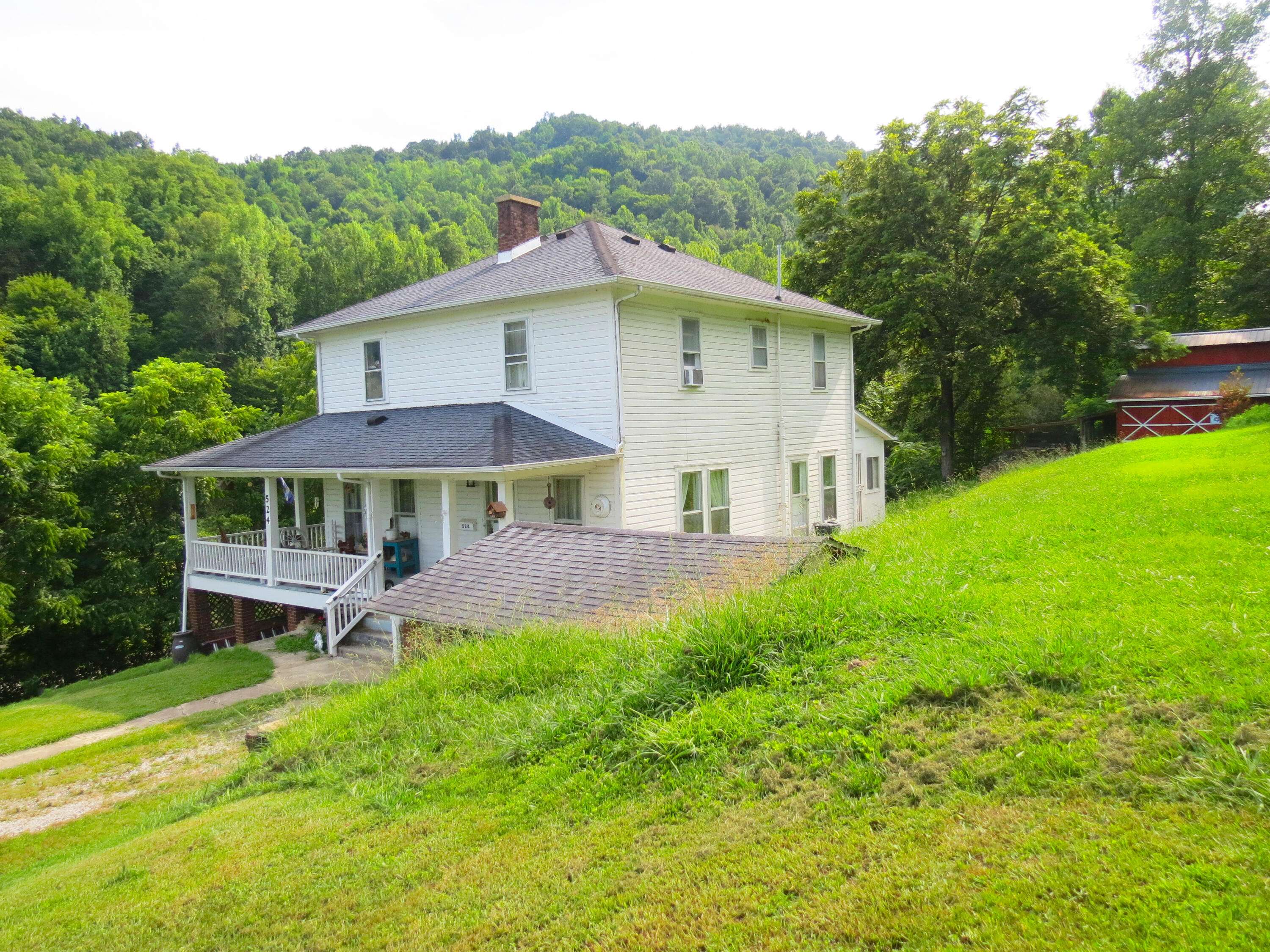 Newcomb, TN 37819,524 Whistle Creek Rd