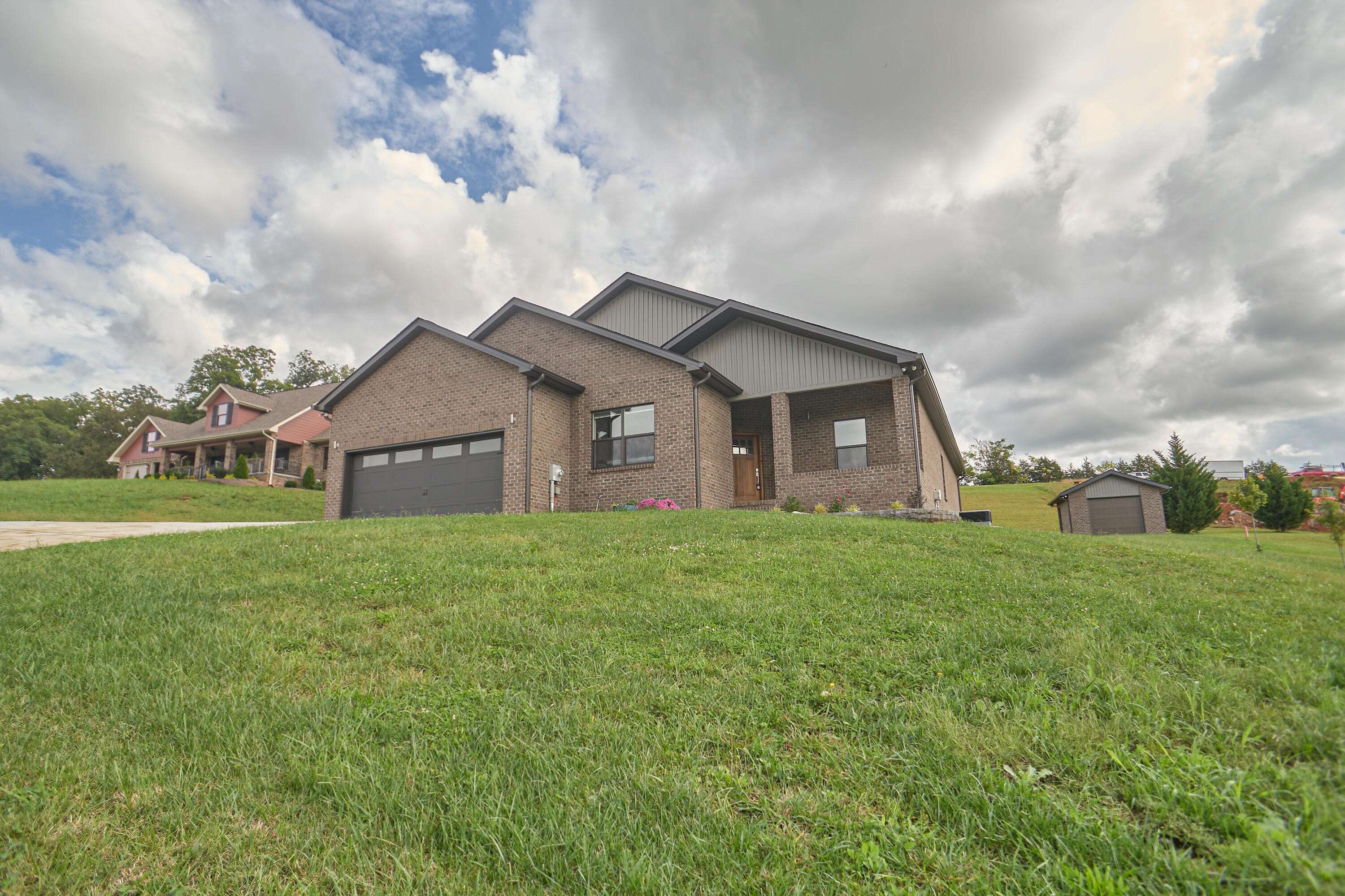 Sevierville, TN 37876,1838 Ally LN