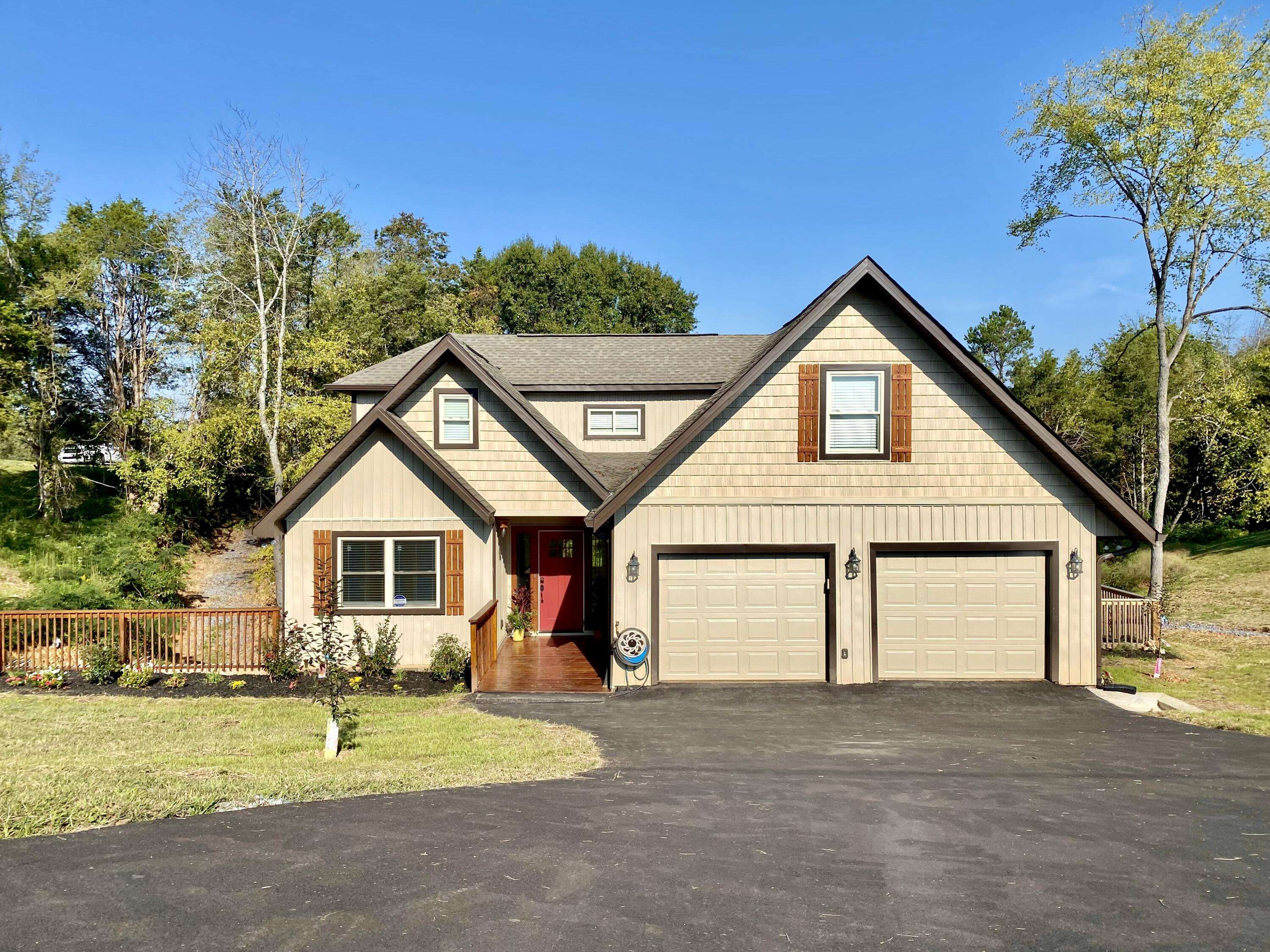 Sevierville, TN 37876,208 Overlook DR