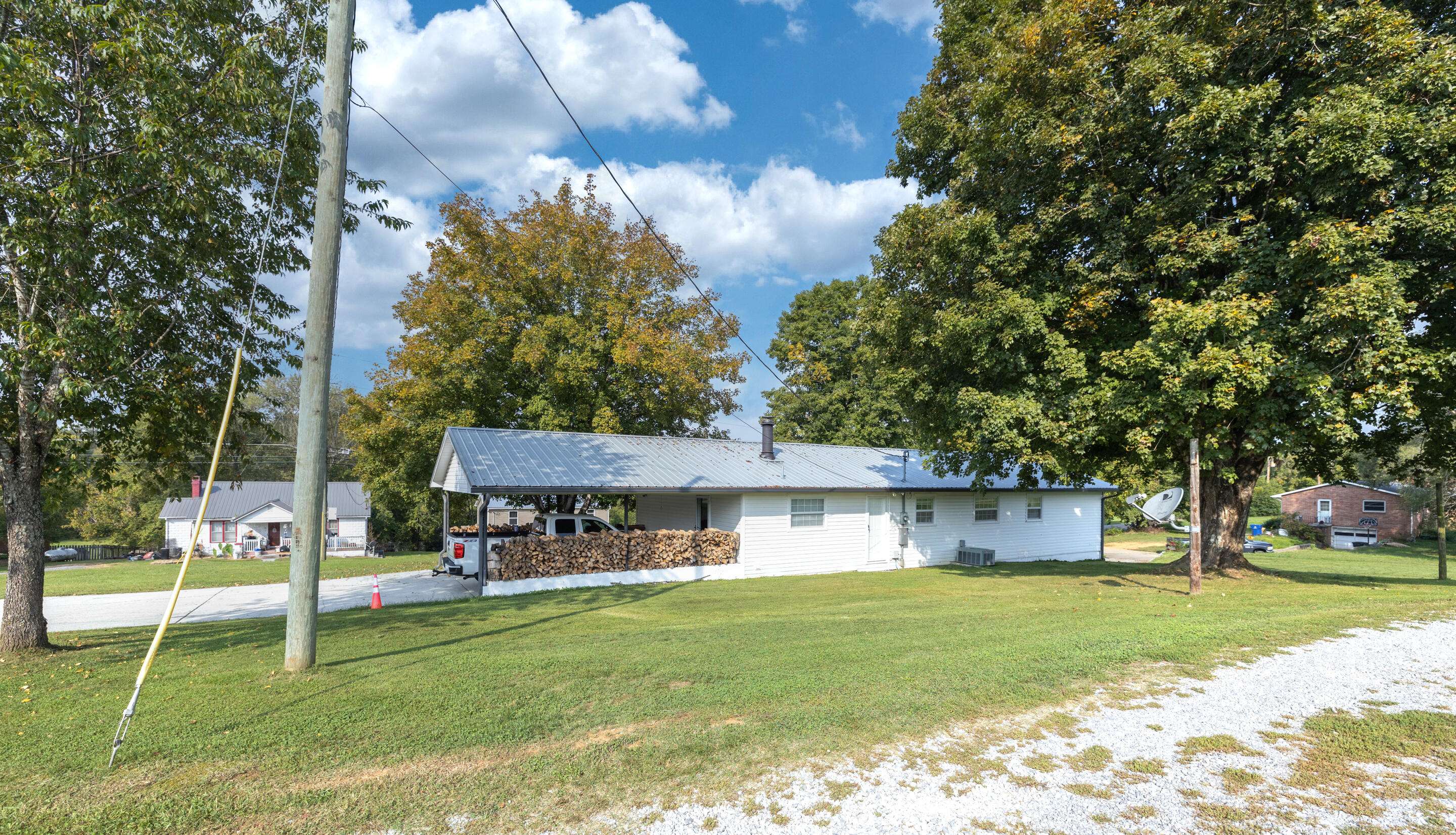 Strawberry Plains, TN 37871,1728 Midway Rd