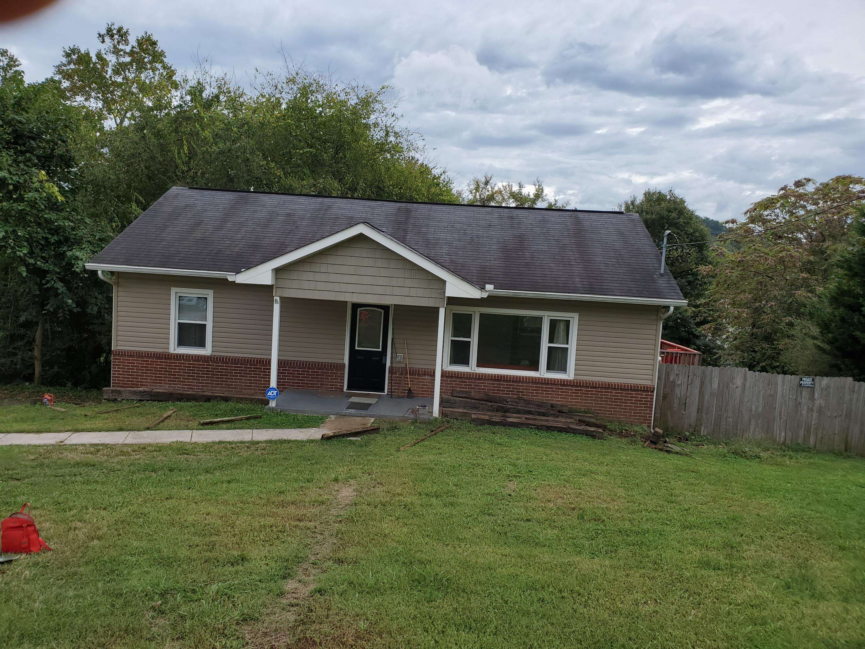 Clinton, TN 37716,117 Crest LN