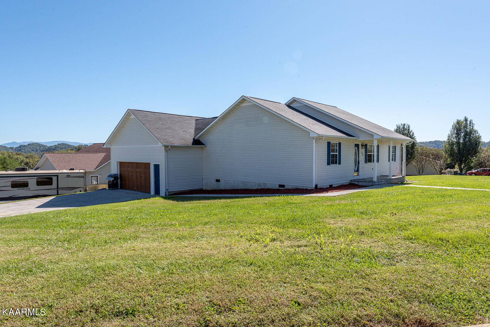 Madisonville, TN 37354,130 Dustin LN