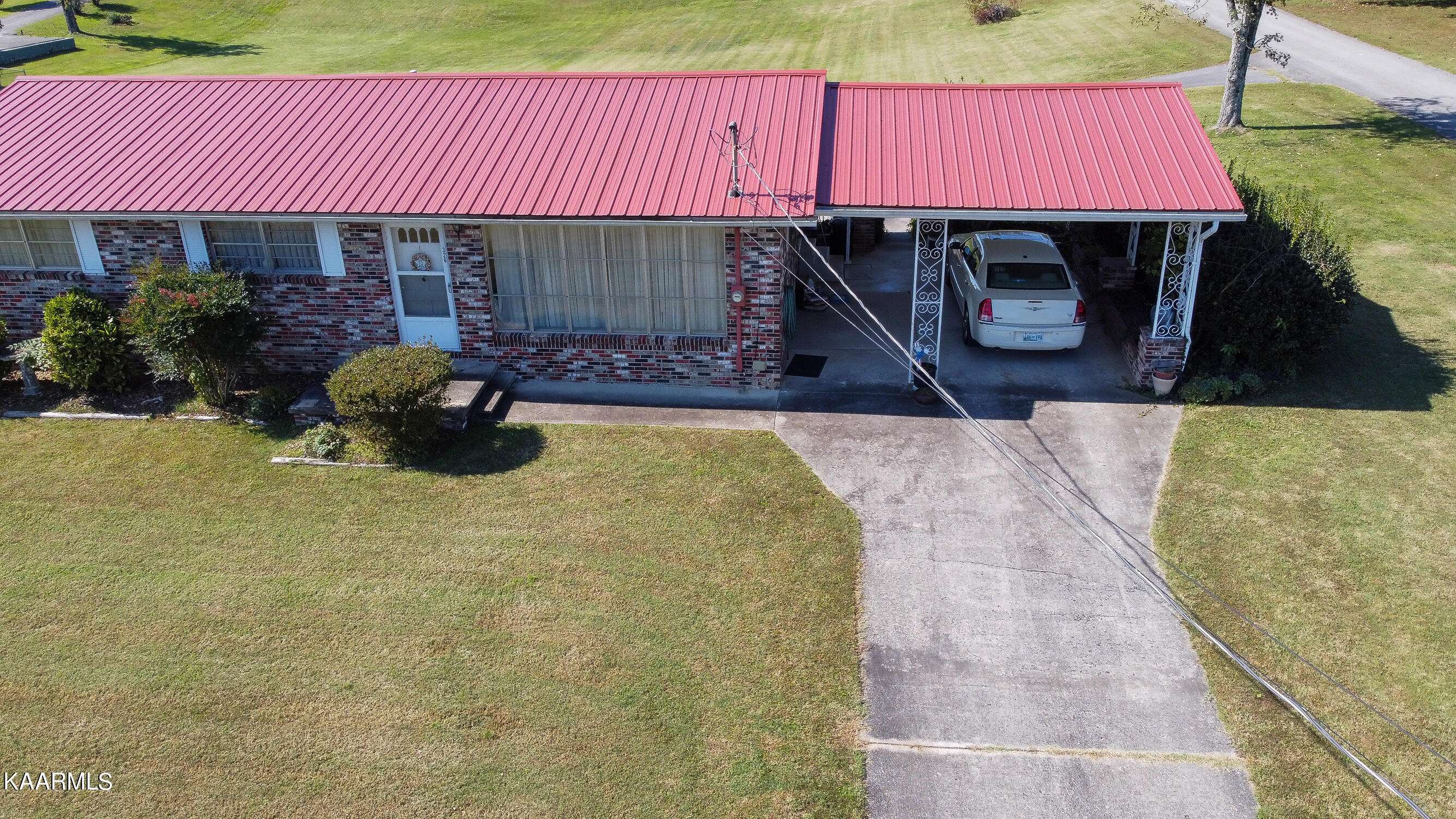 Harriman, TN 37748,326 Central Ave