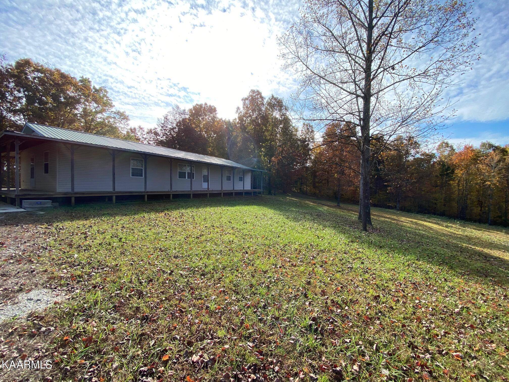 Oneida, TN 37841,157 Garrett Private LN