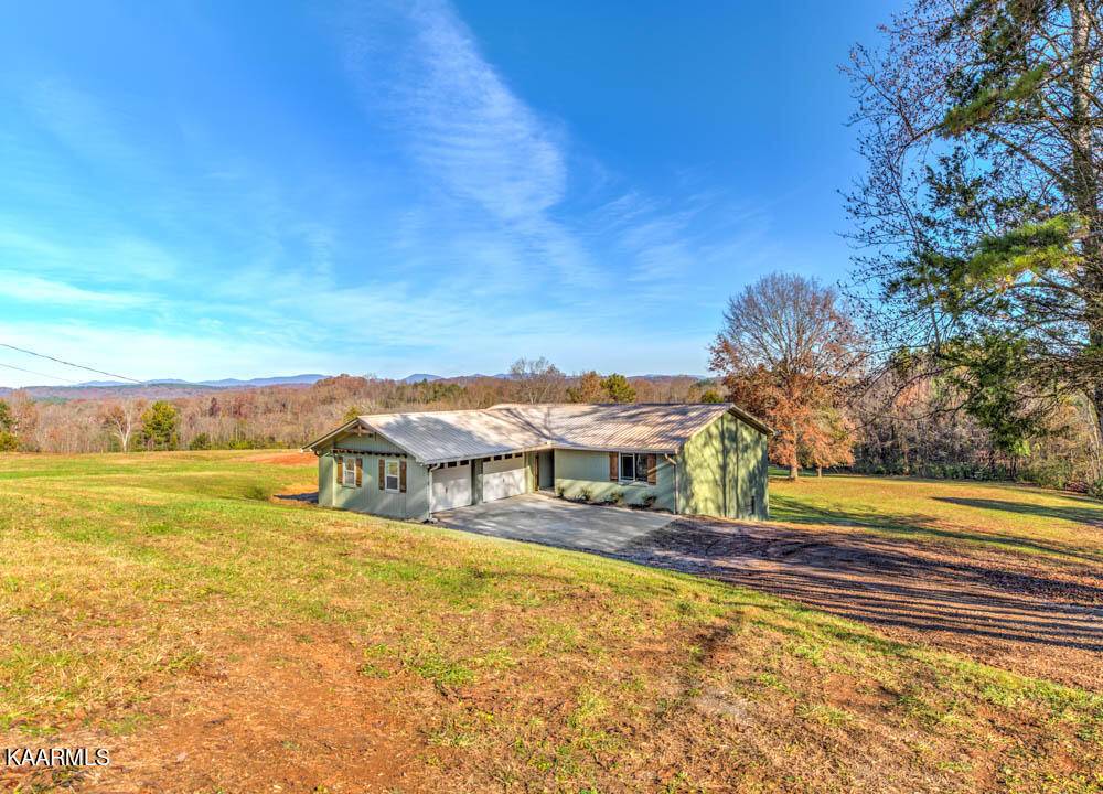 Lenoir City, TN 37771,152 Scenic View LN