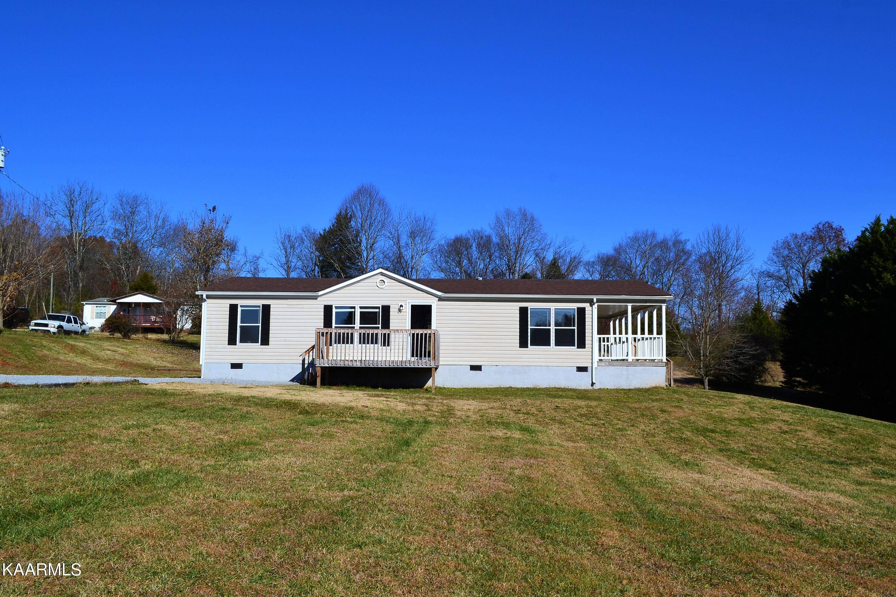 Sweetwater, TN 37874,228 County Road 323