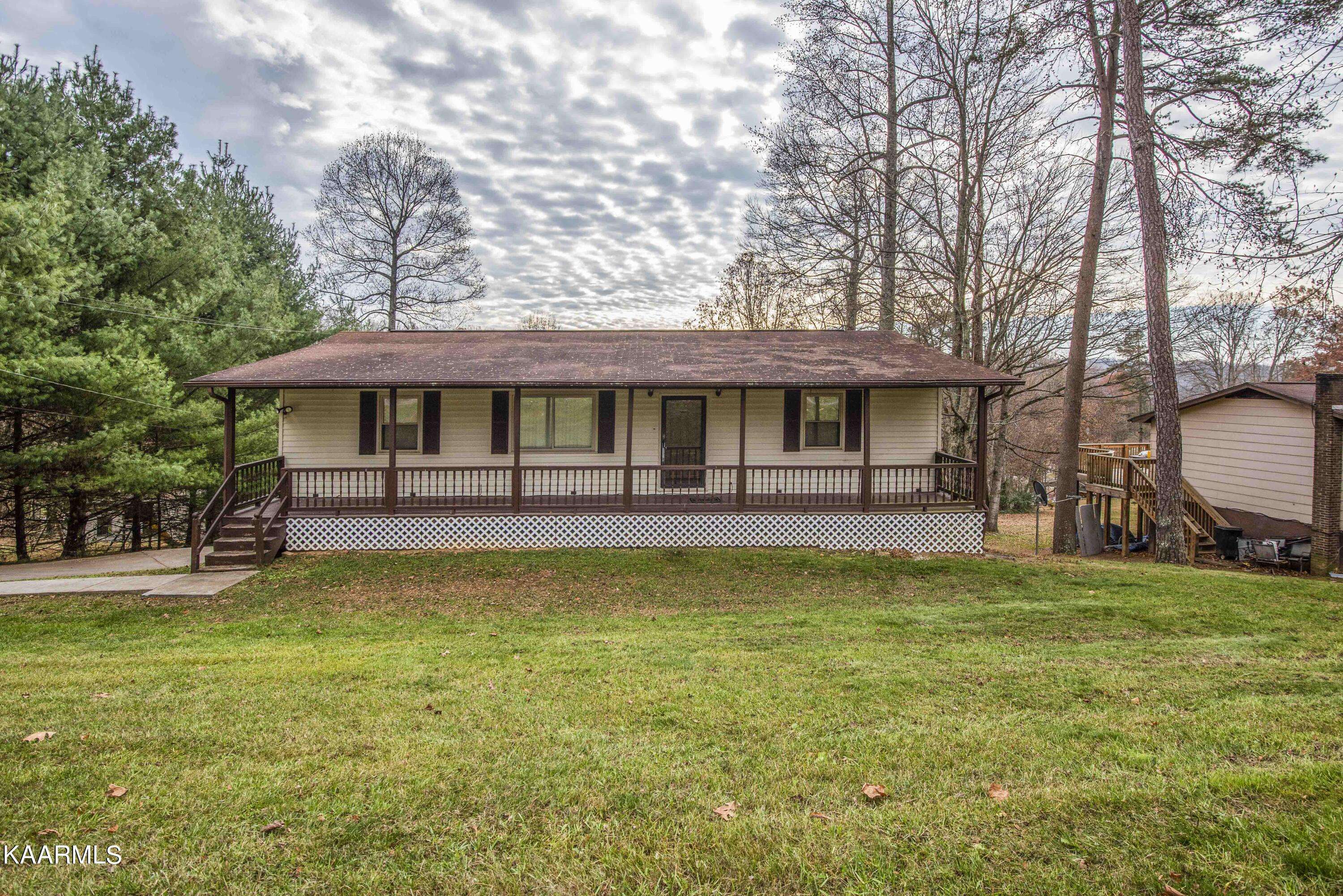 New Tazewell, TN 37825,419 Forest Hills DR