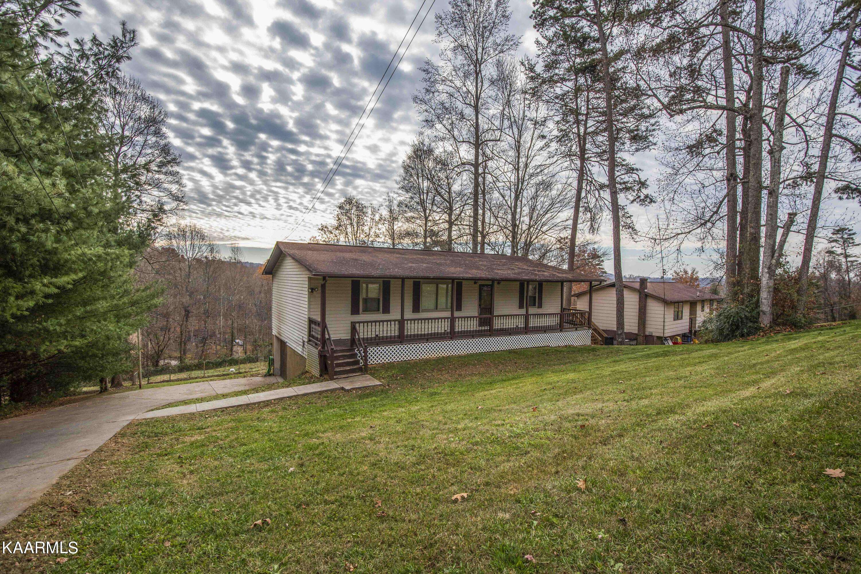 New Tazewell, TN 37825,419 Forest Hills DR