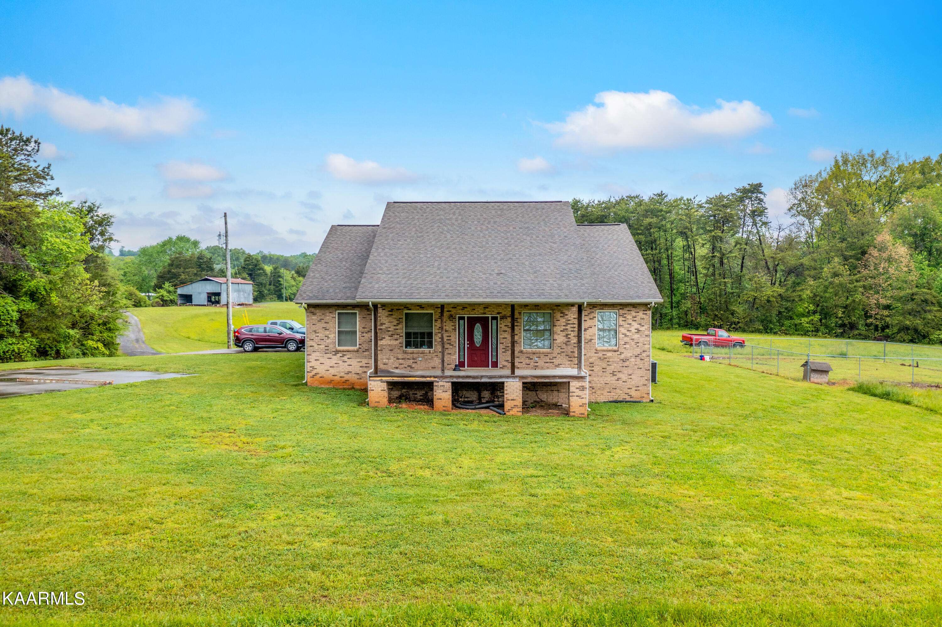 Rogersville, TN 37857,317 Handy LN