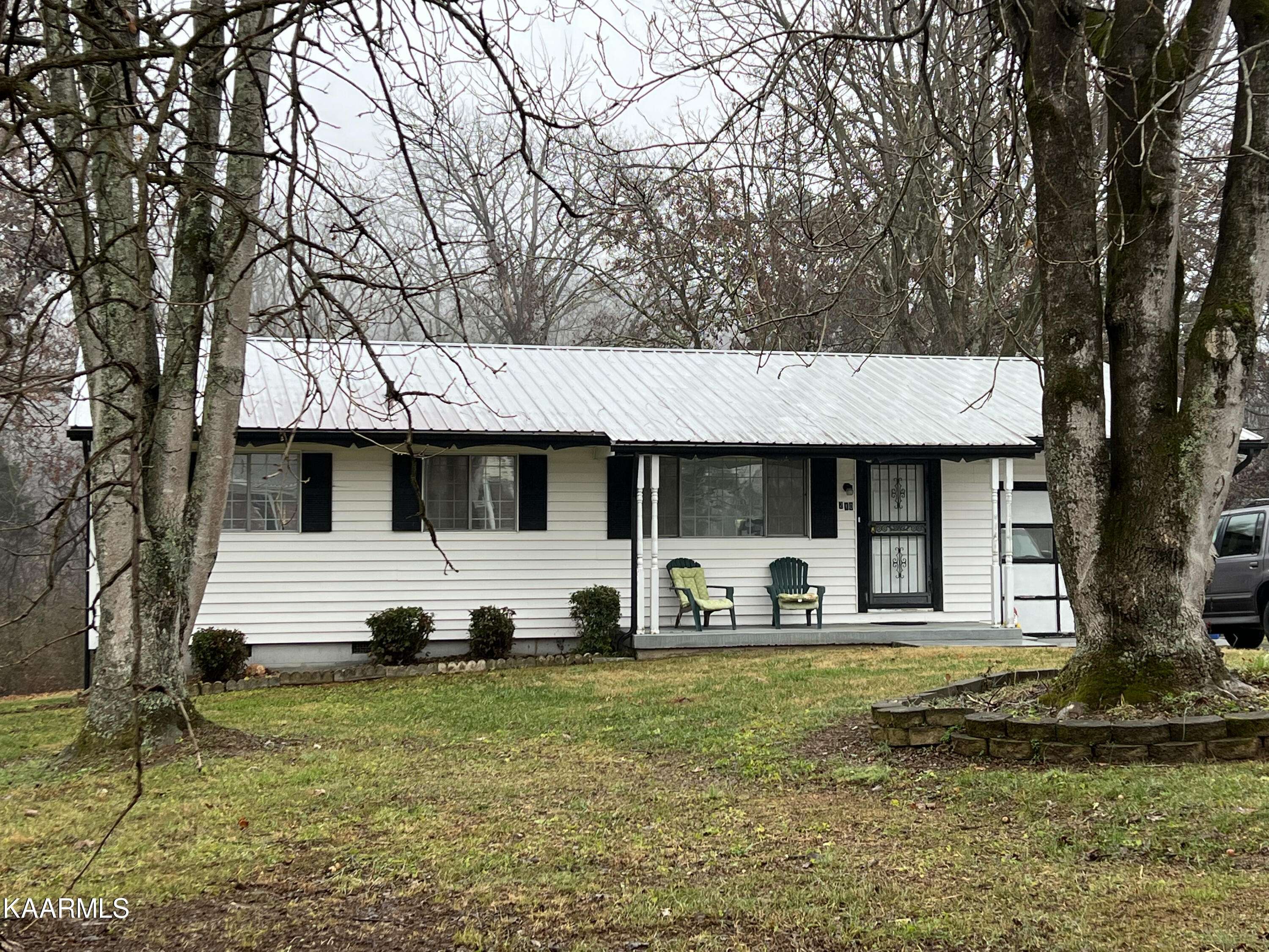 Harriman, TN 37748,210 Hilltop Rd