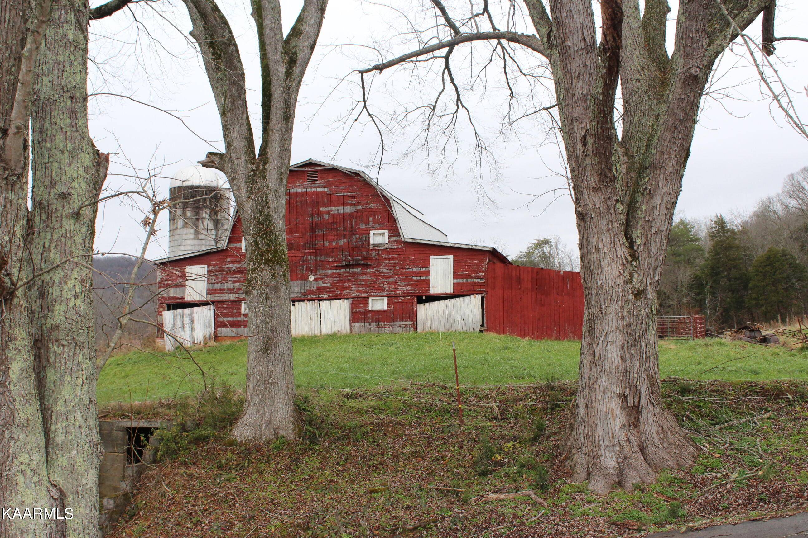 Pall Mall, TN 38577,123 Rotten Fork Rd