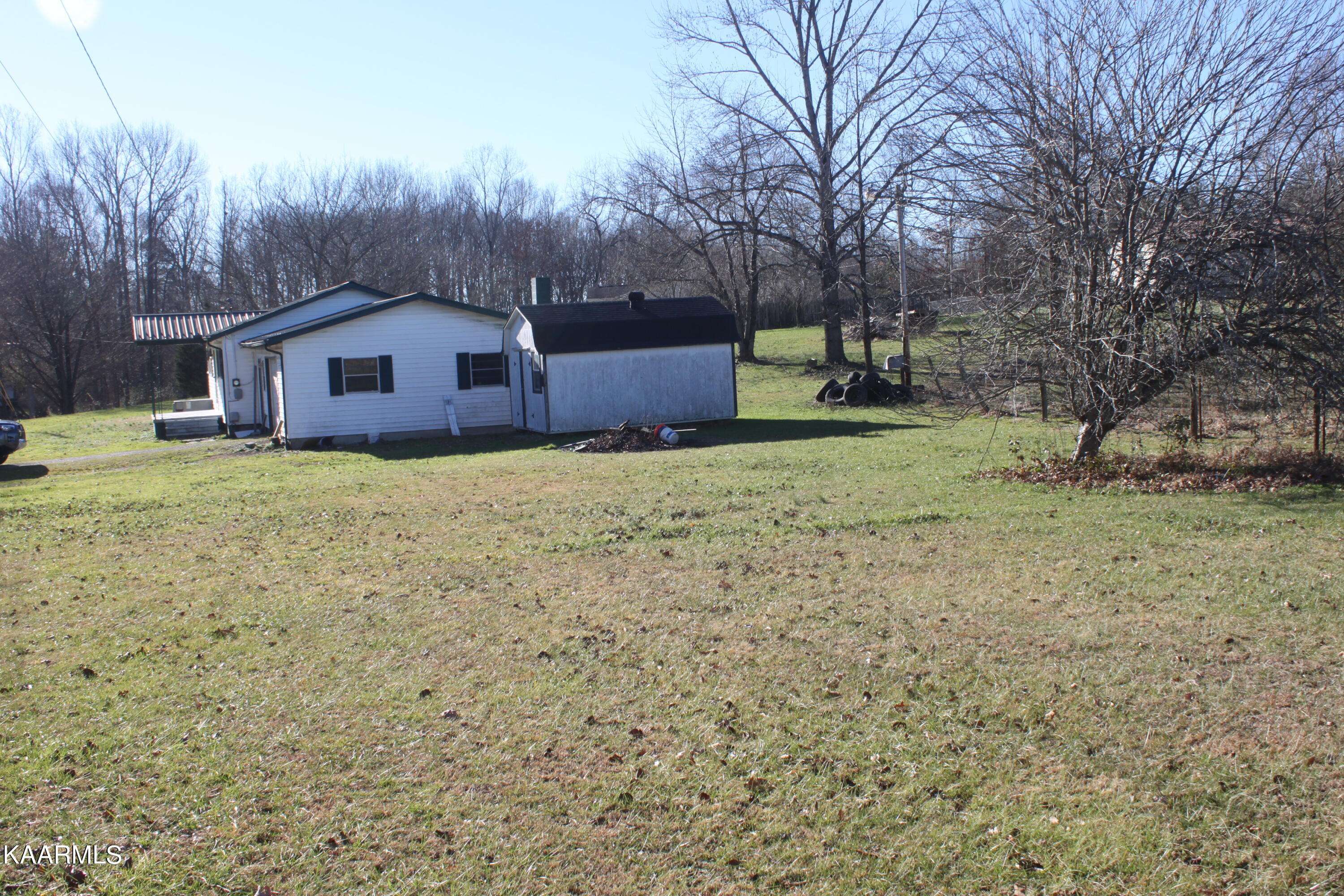 Robbins, TN 37852,343 Carl Griffith Rd