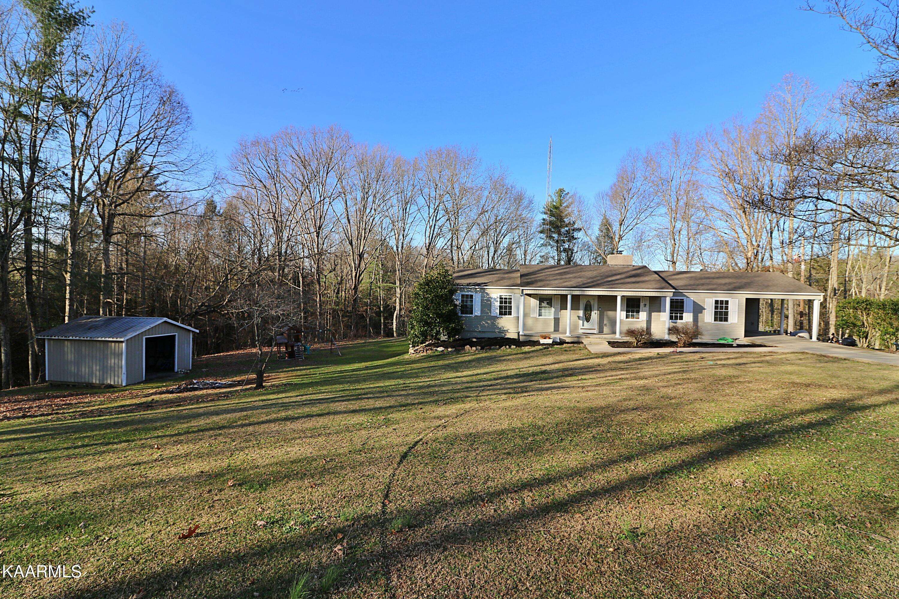 Oneida, TN 37841,620 Cowan LN