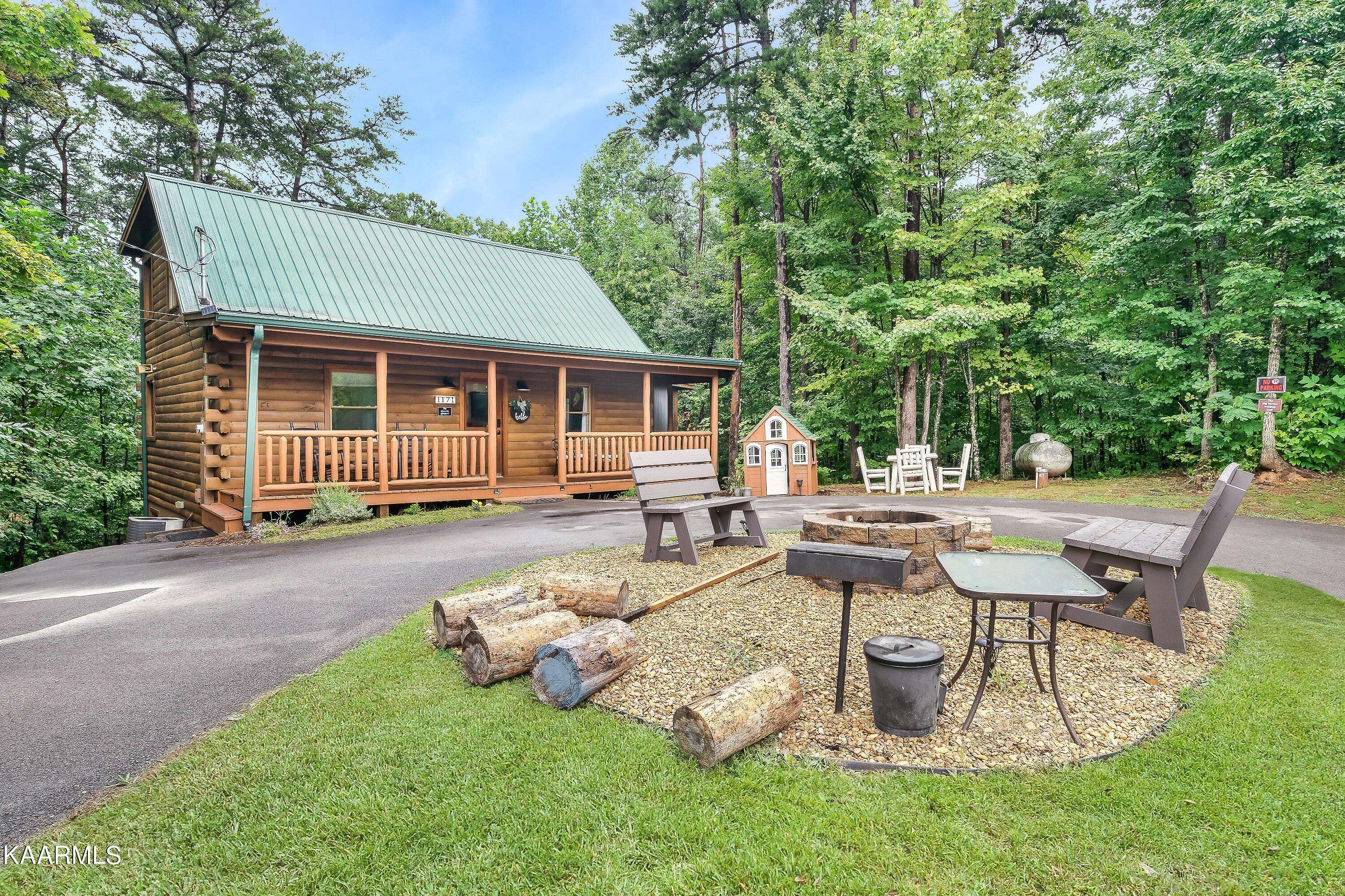 Sevierville, TN 37876,1171 Ski View LN