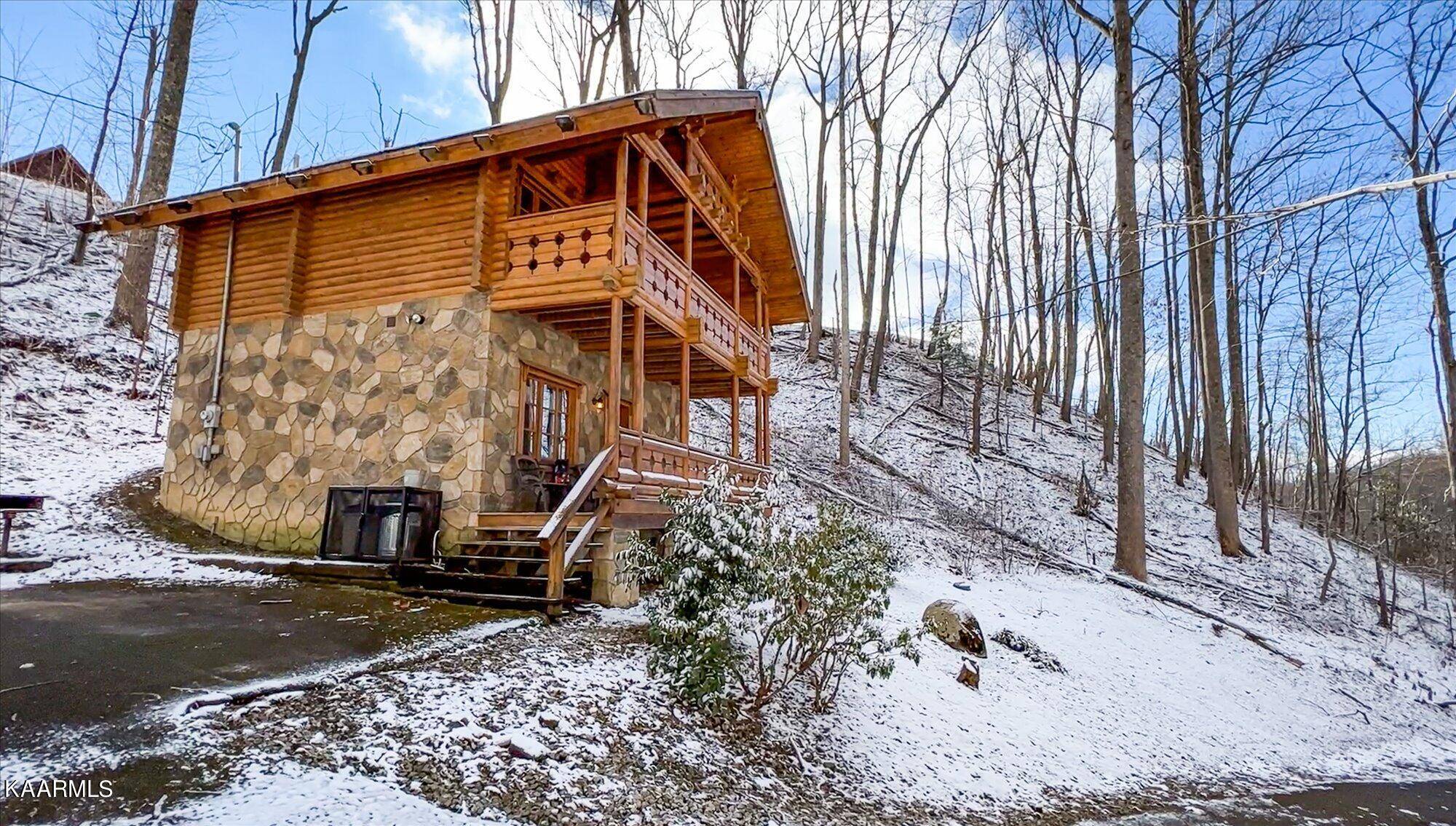 Gatlinburg, TN 37738,760 Deer Path LN