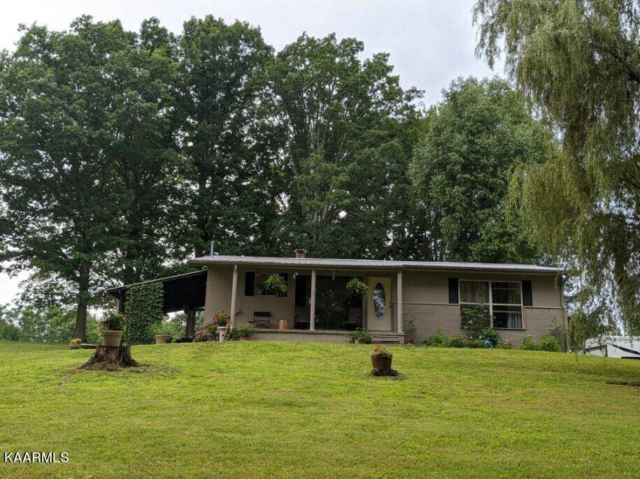 Oneida, TN 37841,3392 Phillips Flats Rd