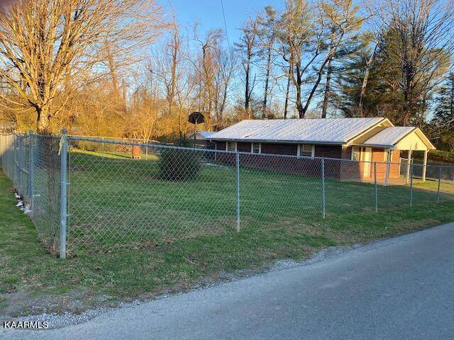 Rutledge, TN 37861,290 Smokey Rd