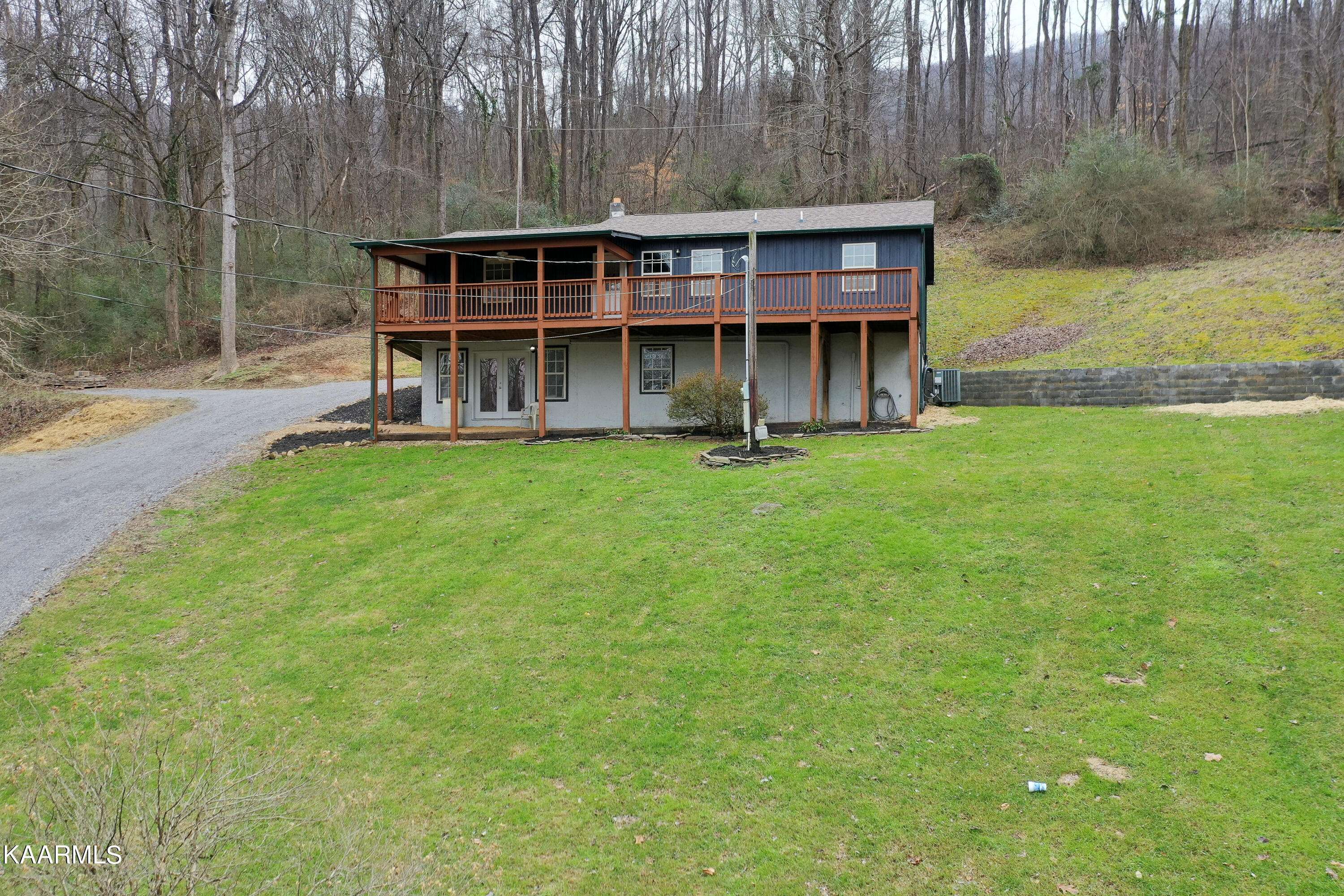 Walland, TN 37886,4550 Nebo Rd