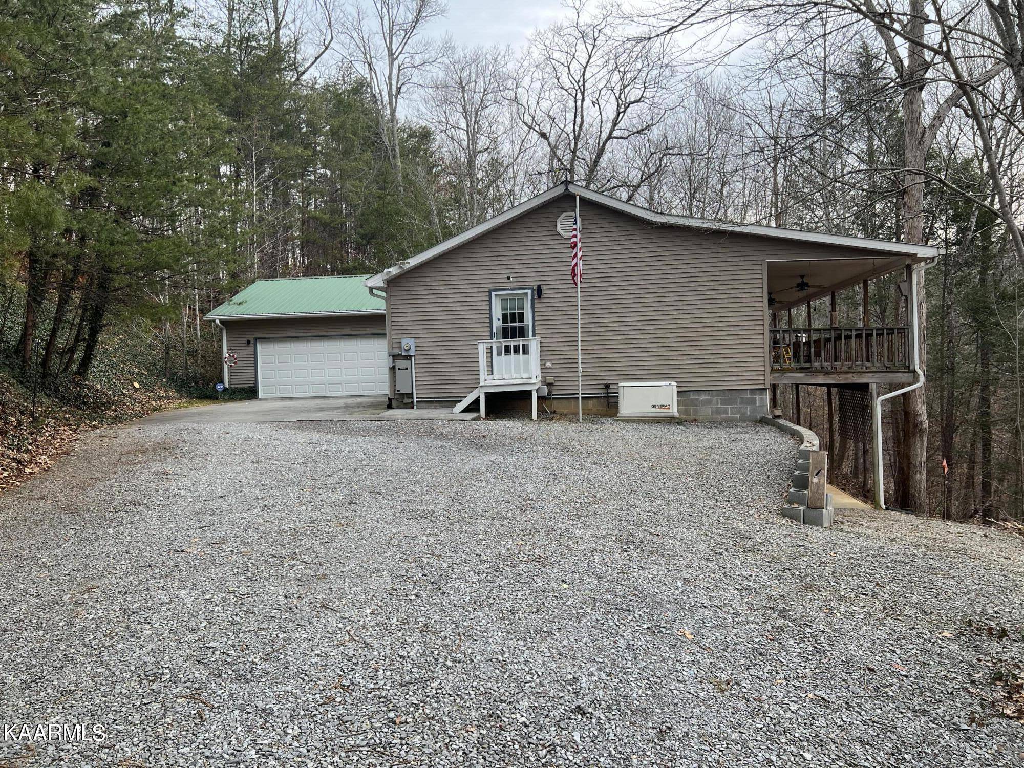 Walland, TN 37886,4043 Barb Hollow Rd