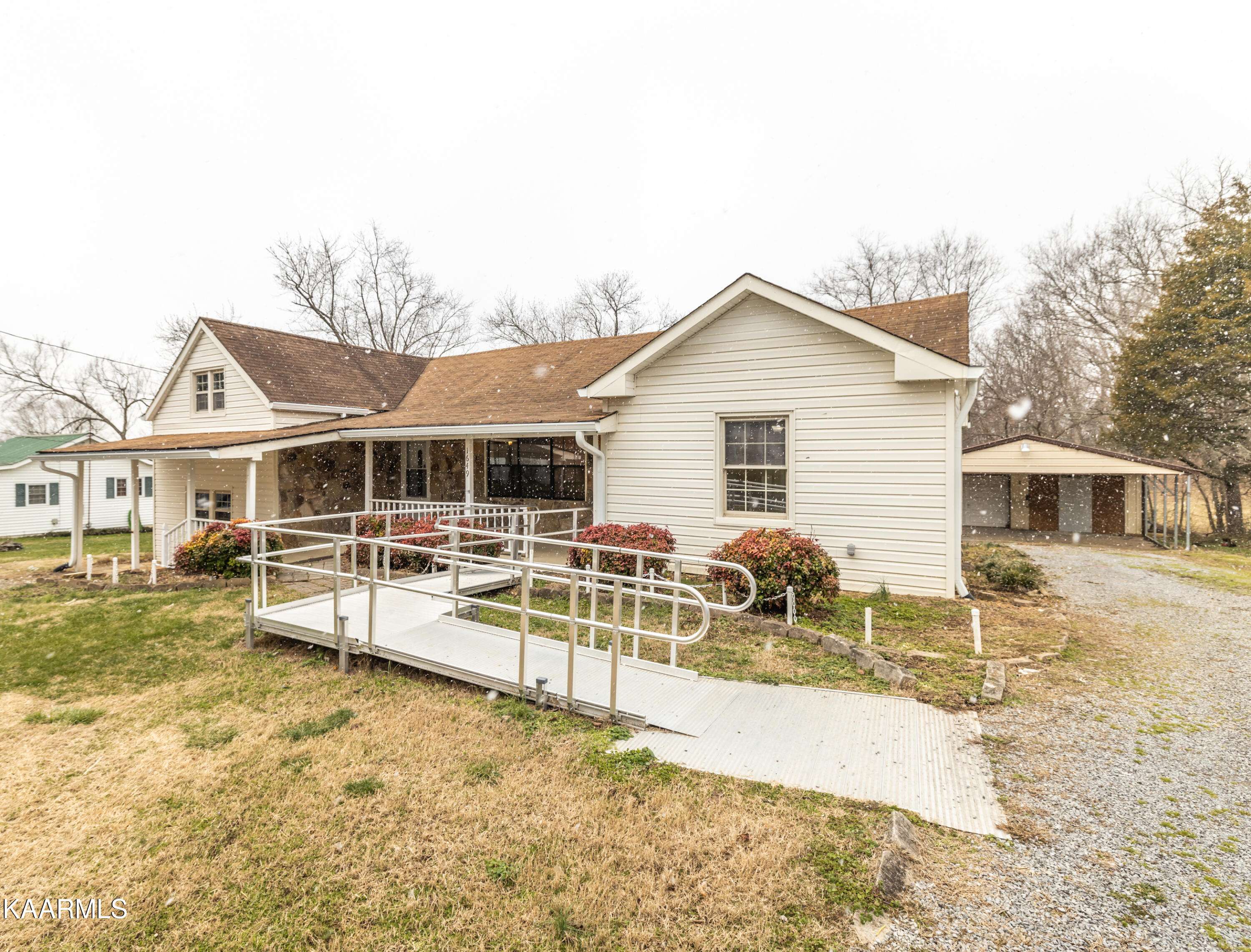 Andersonville, TN 37705,1649 Mountain Rd