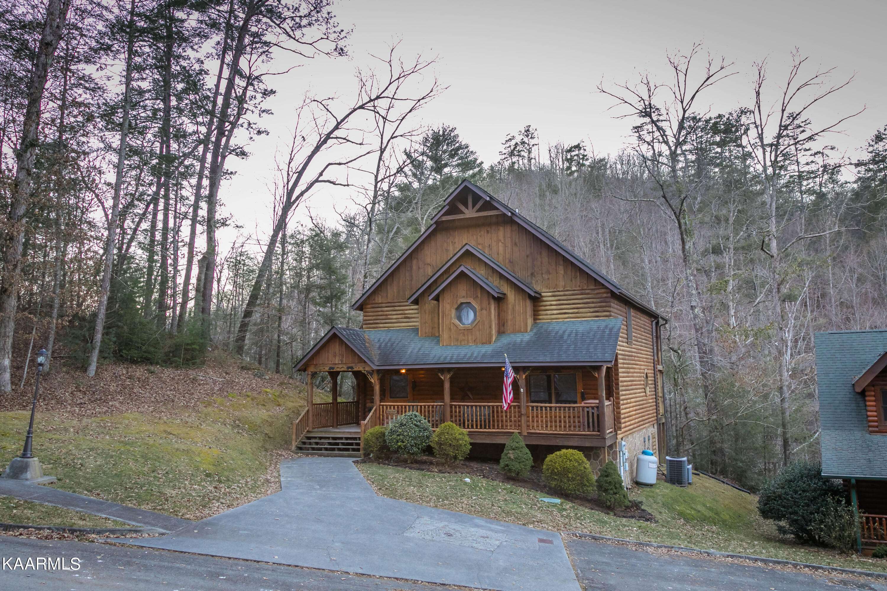 Sevierville, TN 37862,3314 Covered Bridge WAY