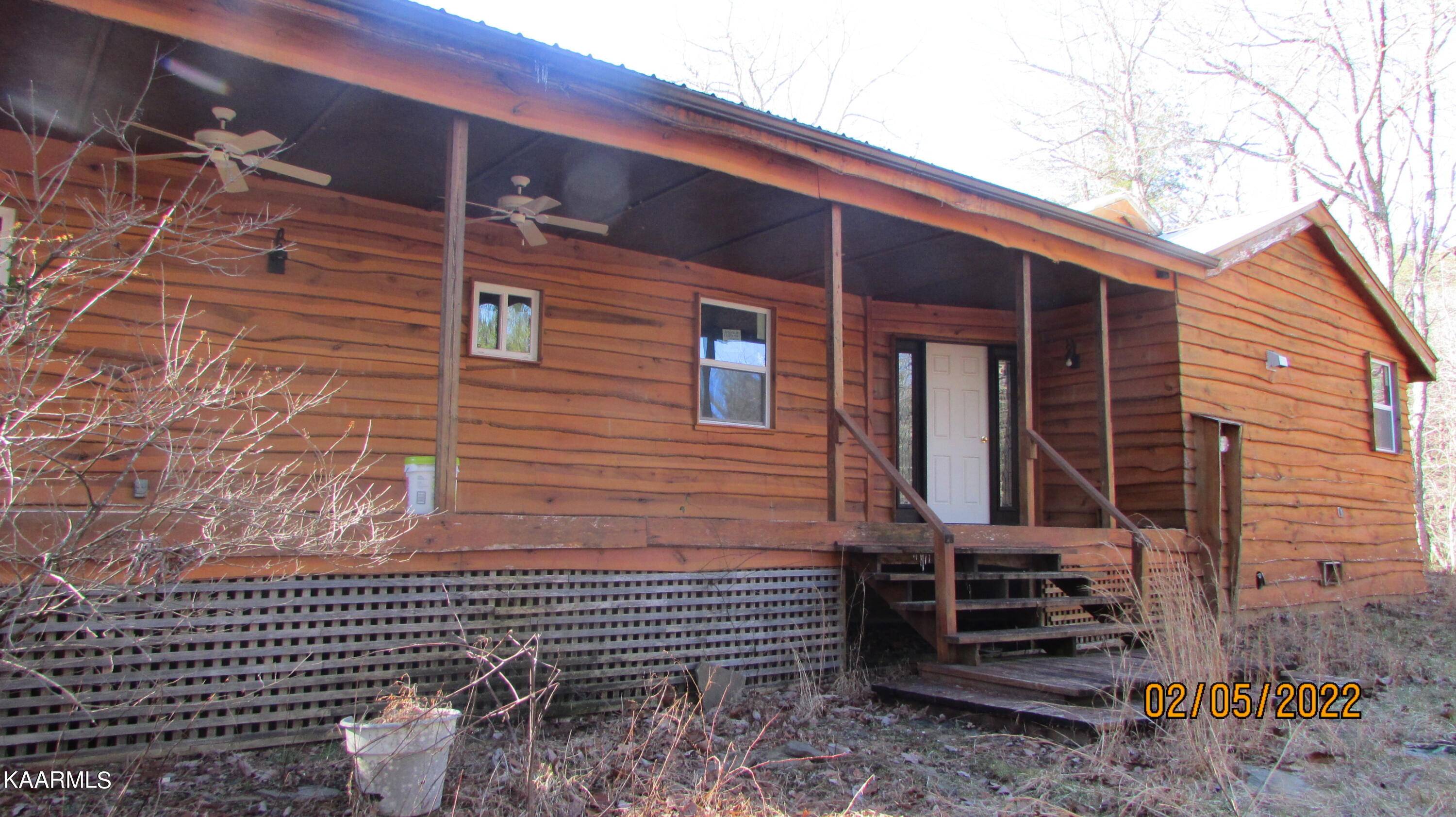 Tellico Plains, TN 37385,298 Black Mountain Rd