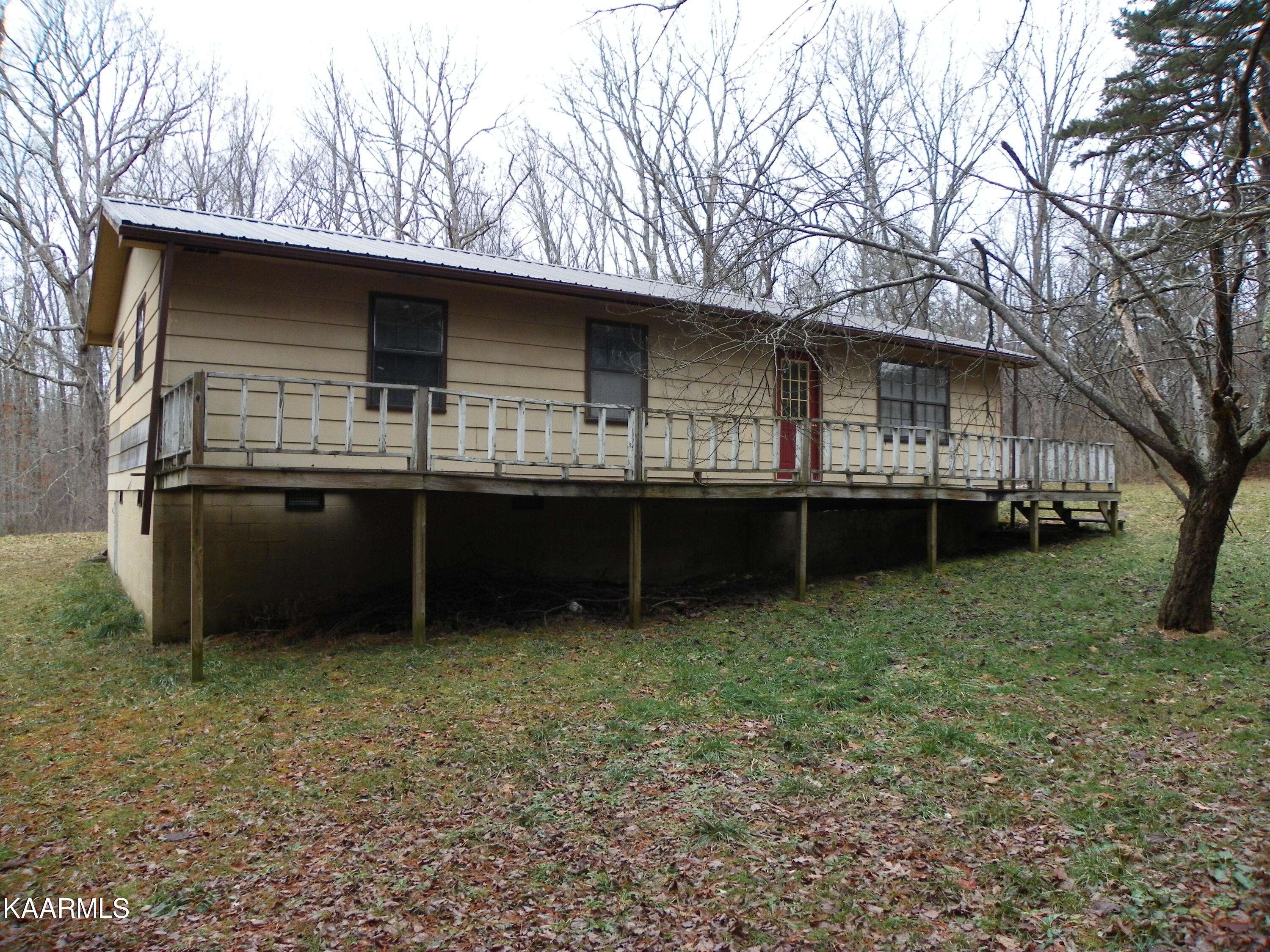 Spencer, TN 38585,4015 Mooneyham Lonewood Rd