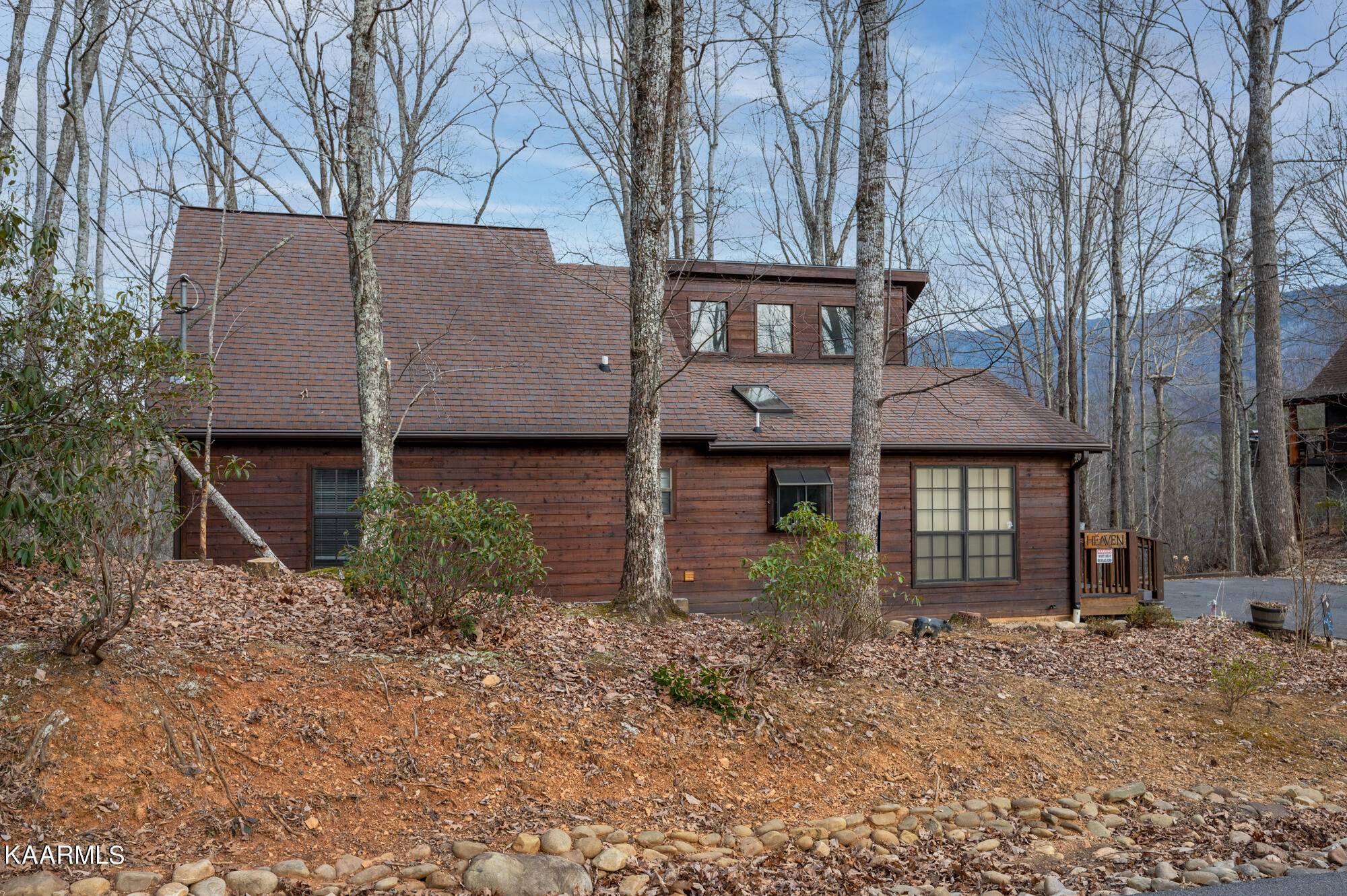 Gatlinburg, TN 37738,518 Deer Path LN