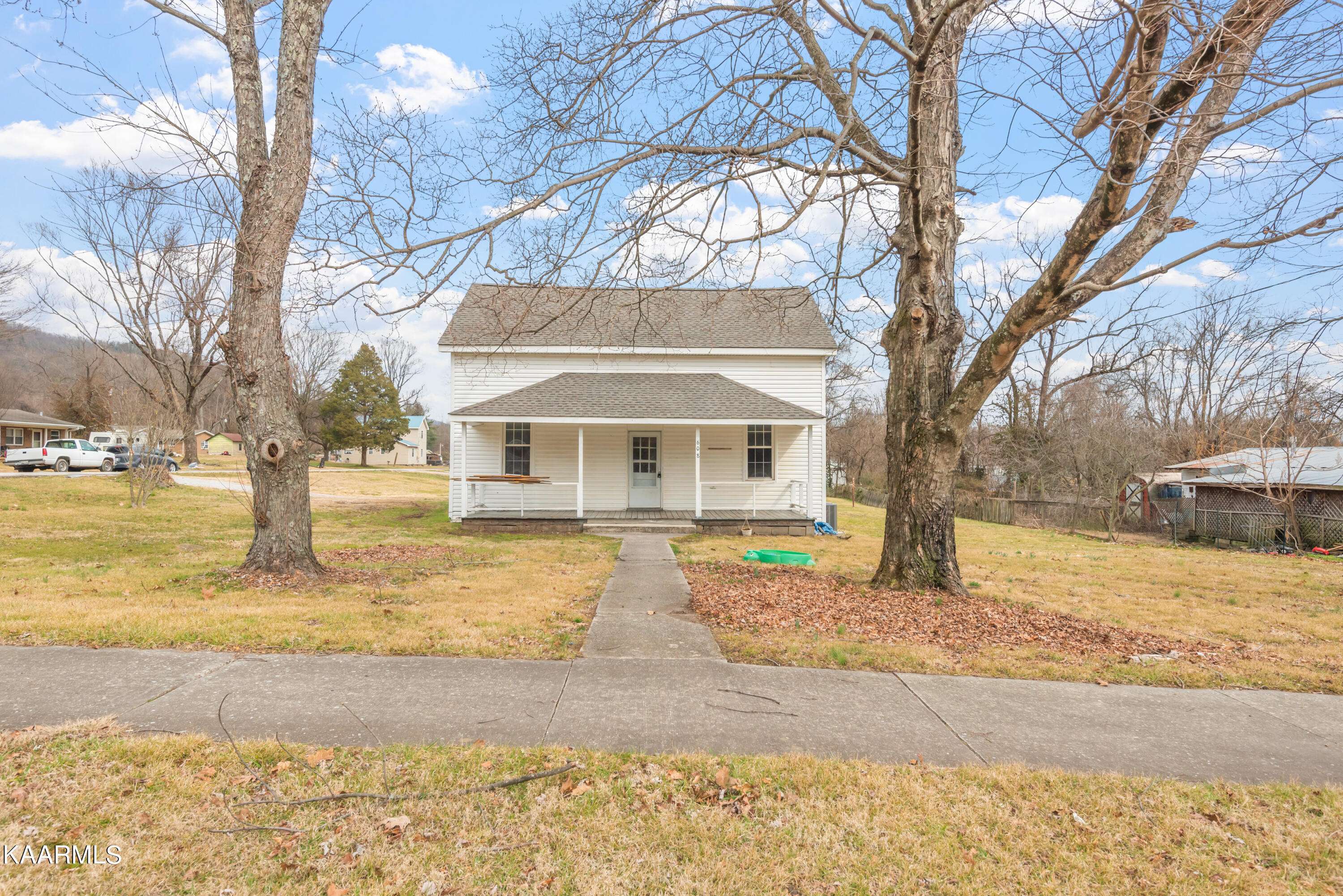 Rockwood, TN 37854,608 Rockwood St