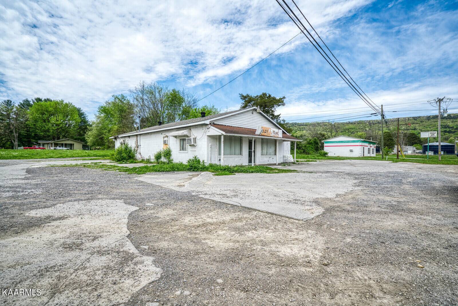 Pikeville, TN 37367,38898 SR 30