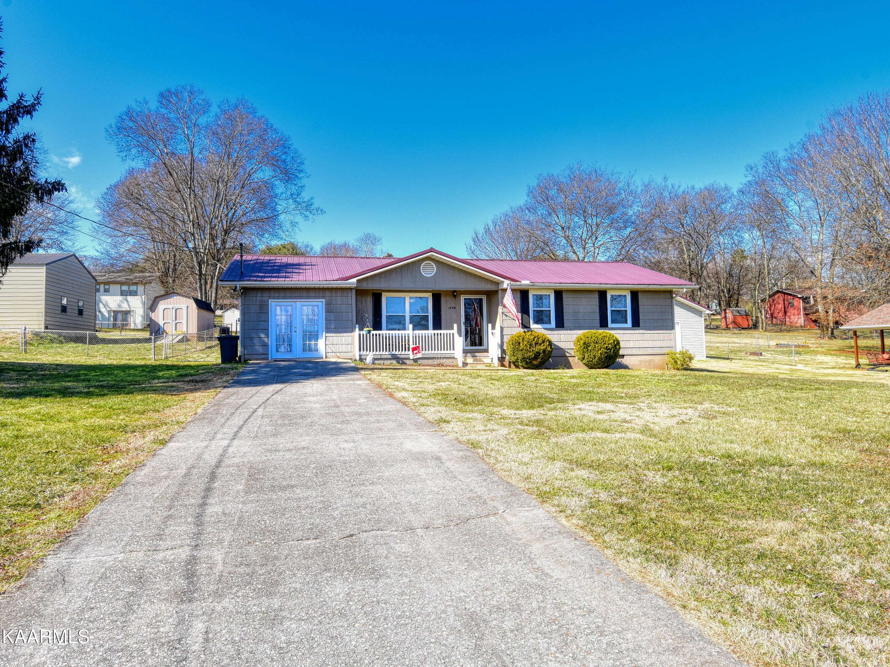 Louisville, TN 37777,1738 Scott DR