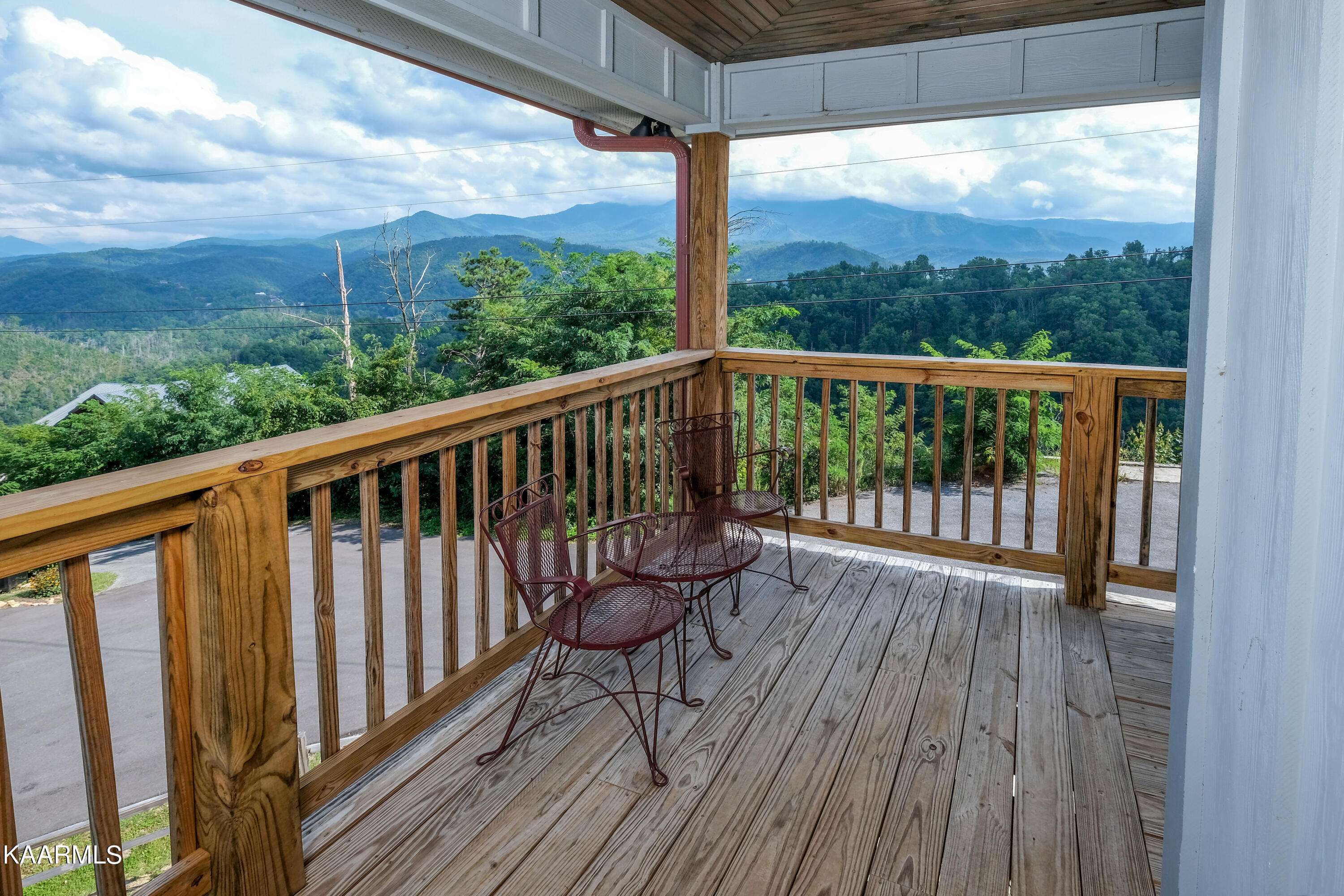 Gatlinburg, TN 37738,913 End CT