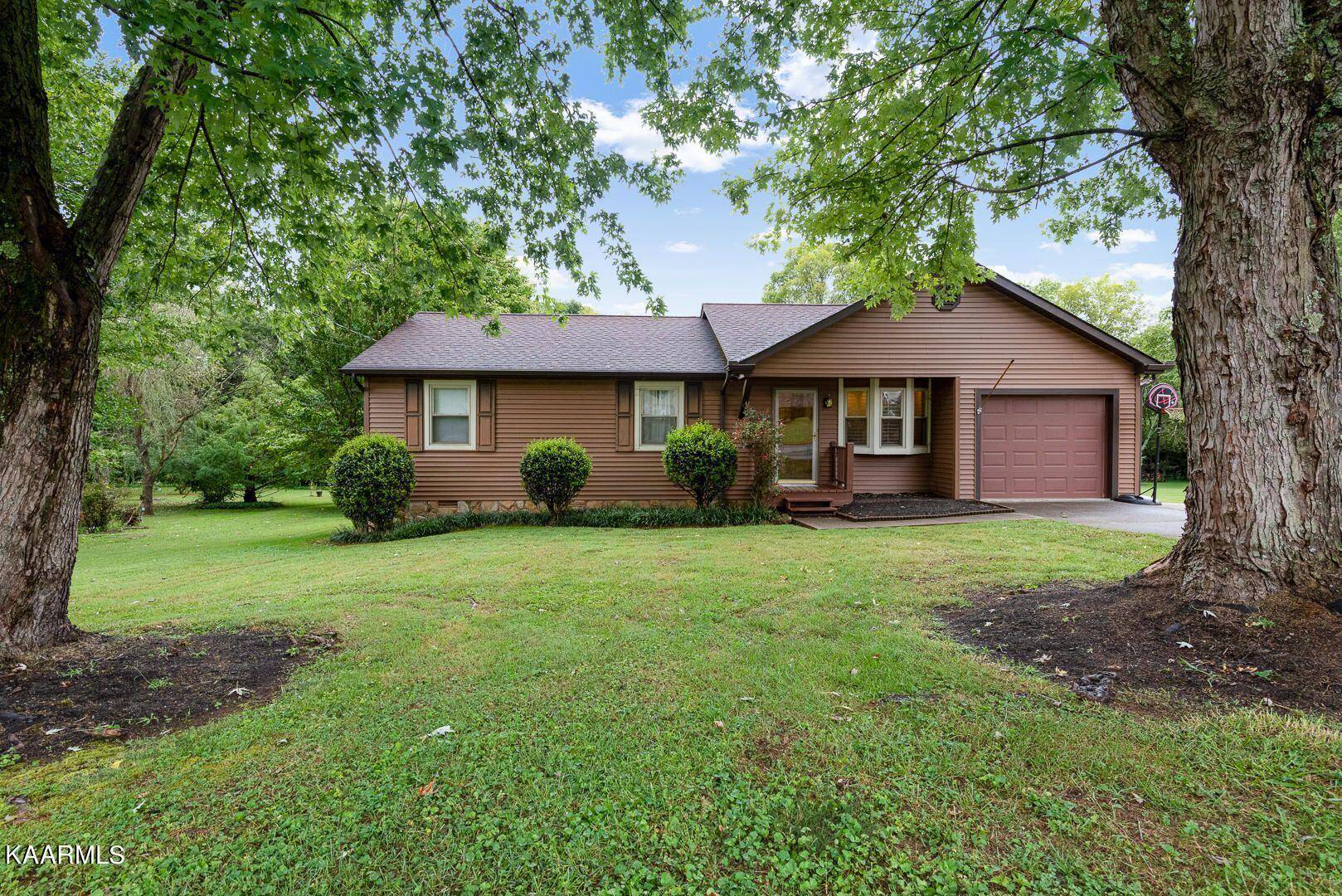 Louisville, TN 37777,1255 Apple Creek DR