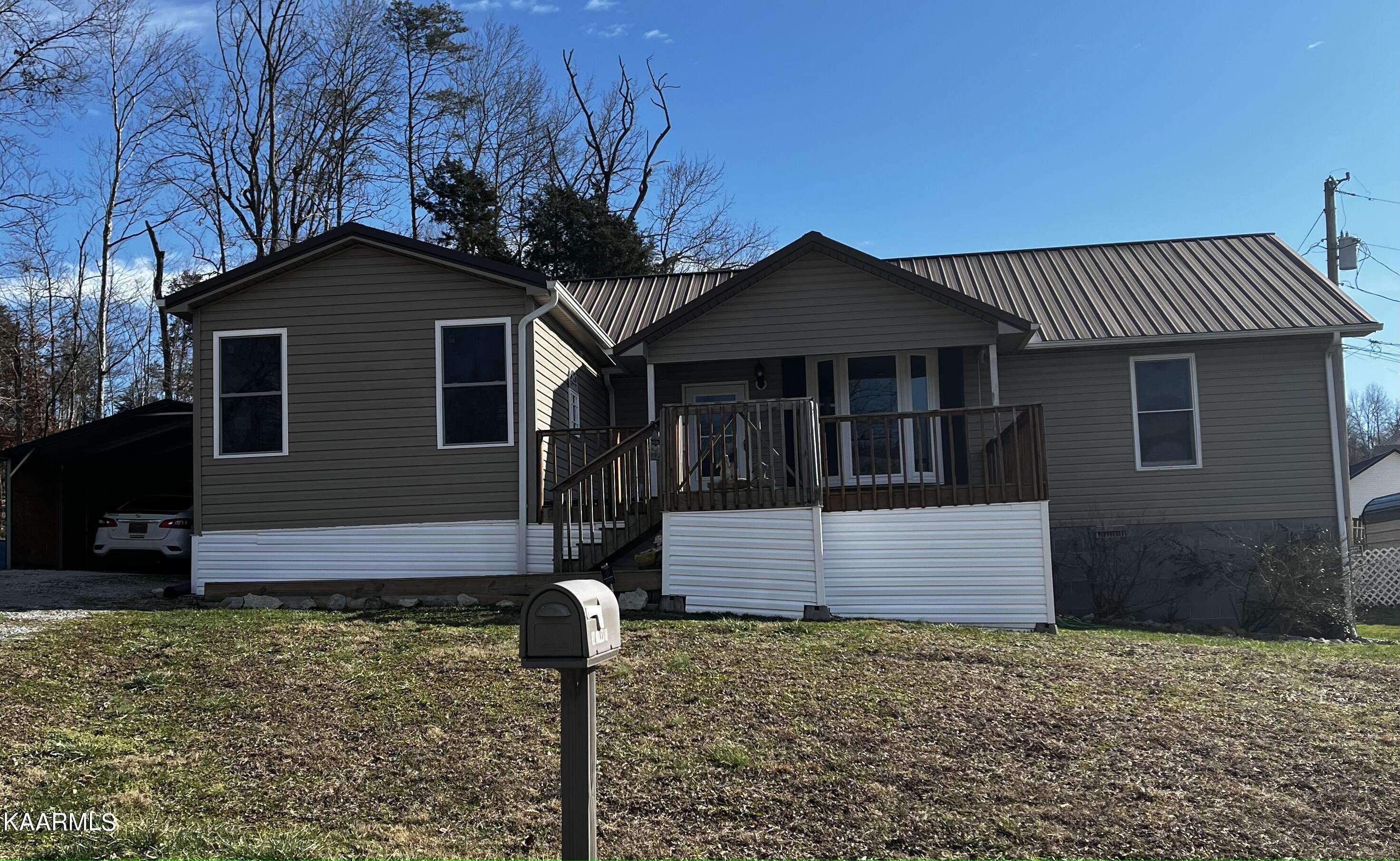 Lafollette, TN 37766,122 Miles LN