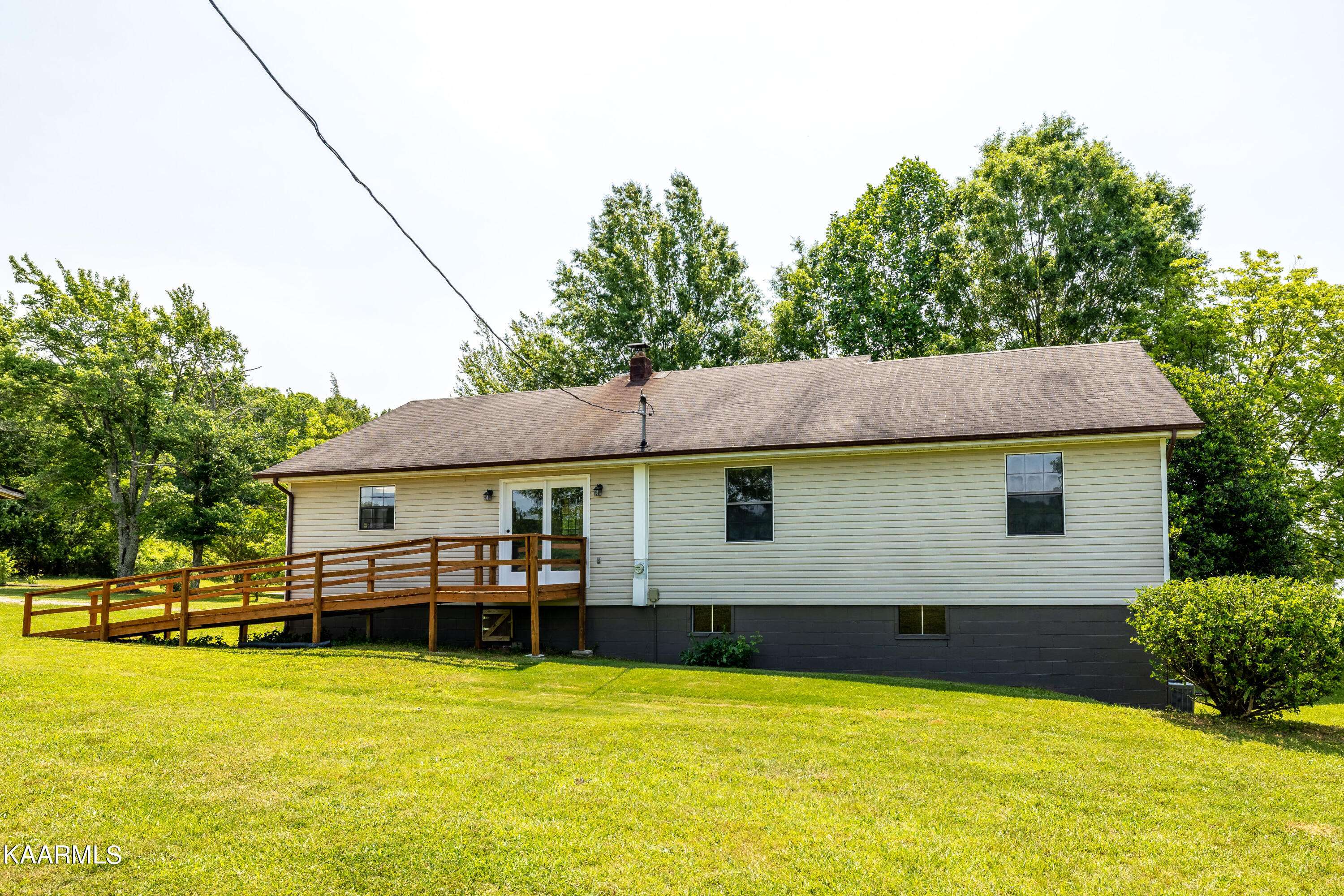 Madisonville, TN 37354,161 Mason LN