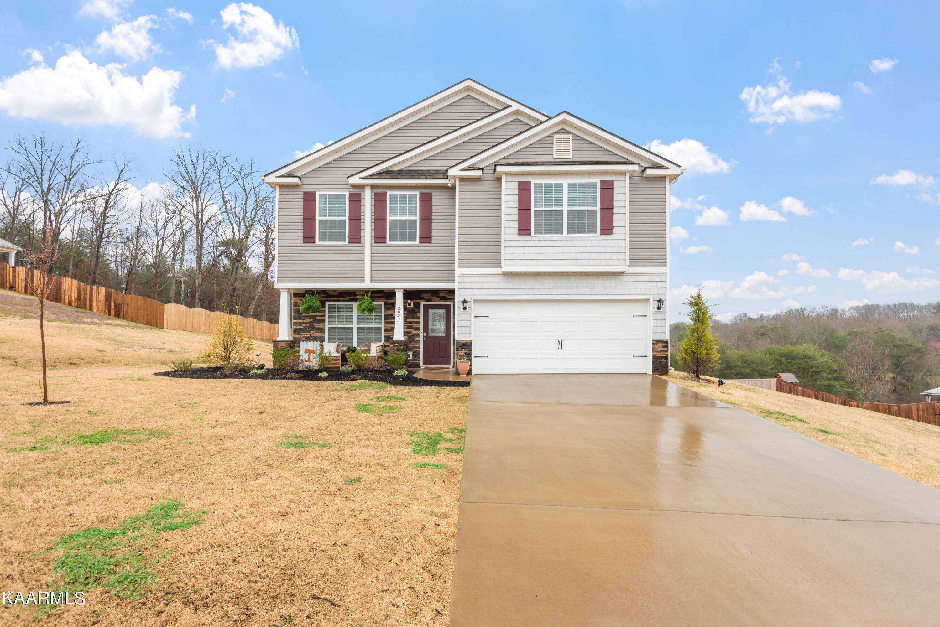 Louisville, TN 37777,2962 Sagegrass DR