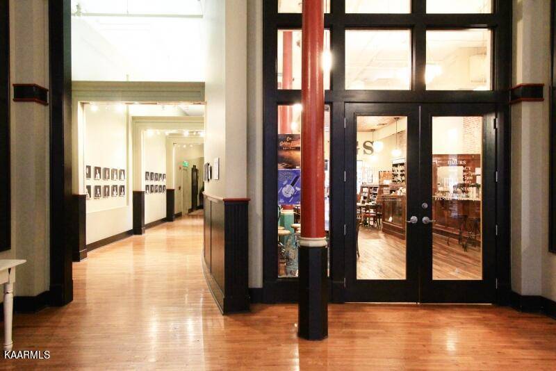 Knoxville, TN 37902,418 Gay St #603