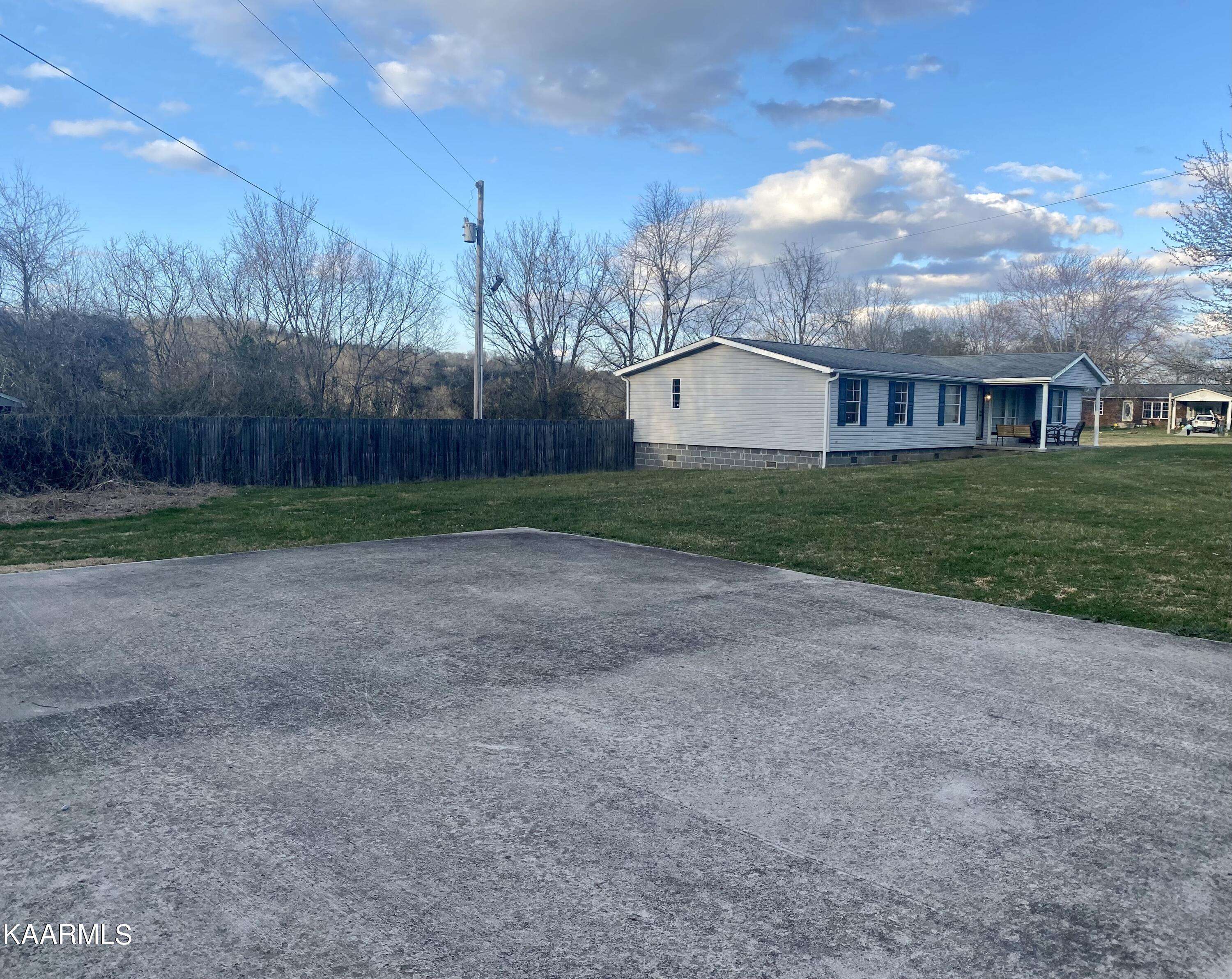 Tazewell, TN 37879,253 Ball CIR