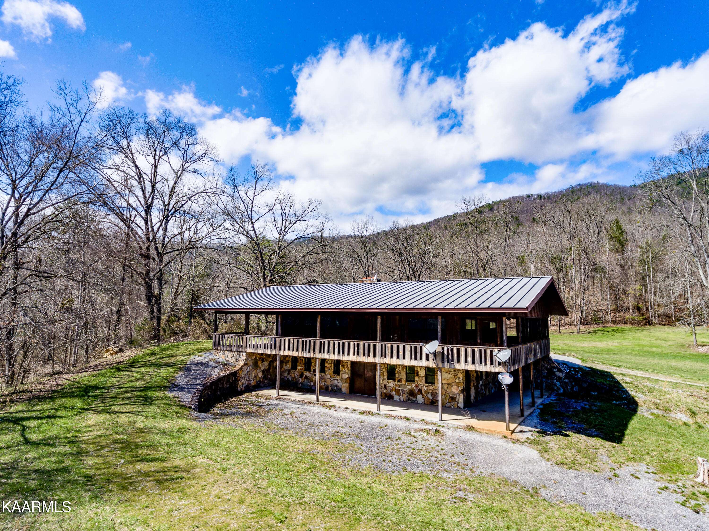 Walland, TN 37886,1241 Millers Cove Rd