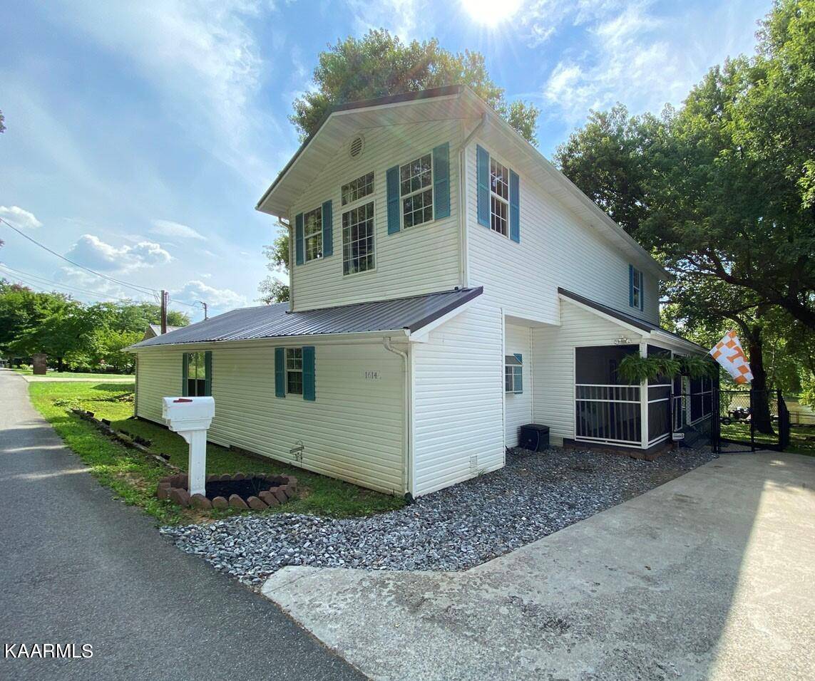 Louisville, TN 37777,1614 Pearly Smith Rd