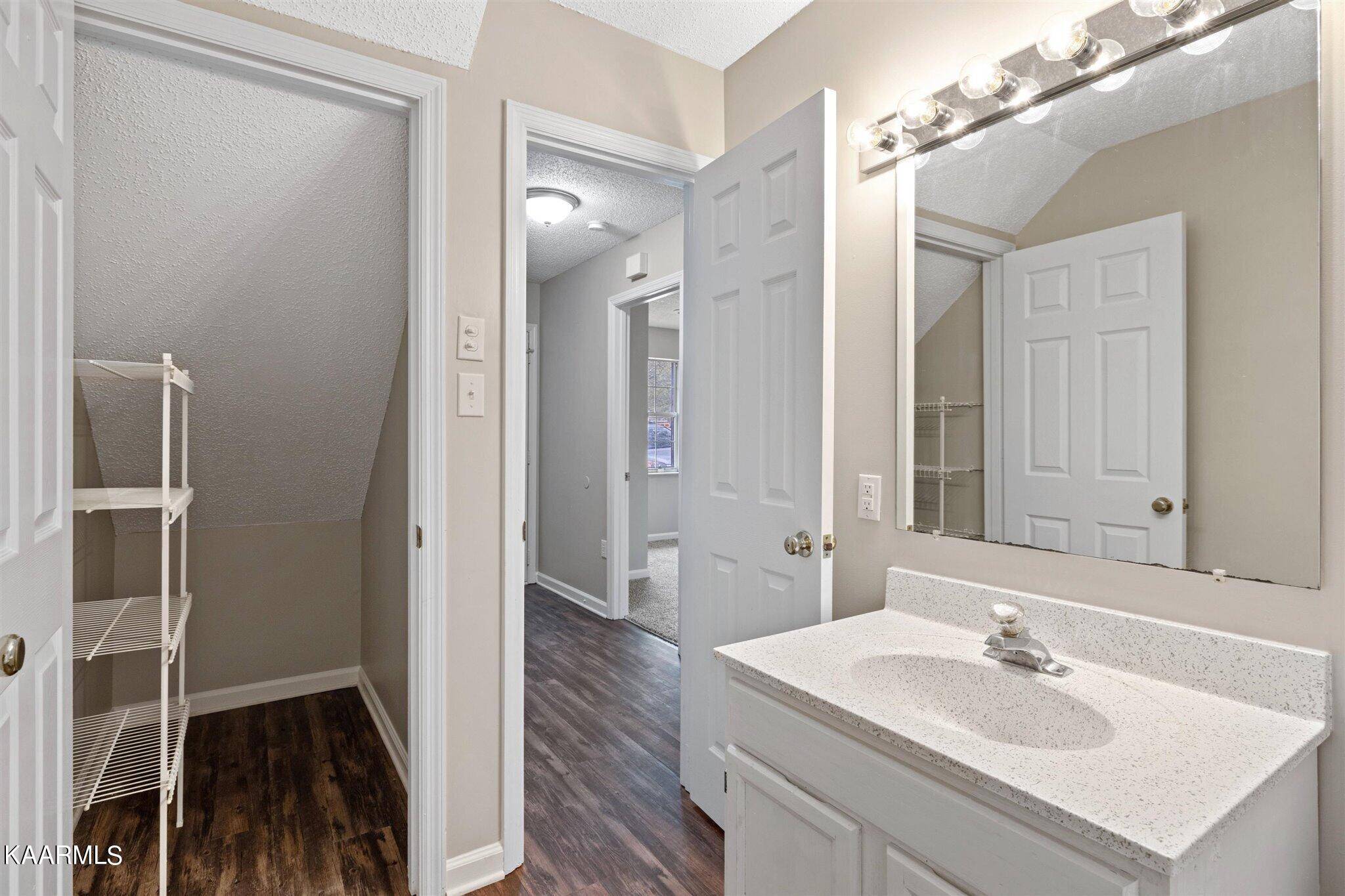Knoxville, TN 37912,5002 Trace Manor LN
