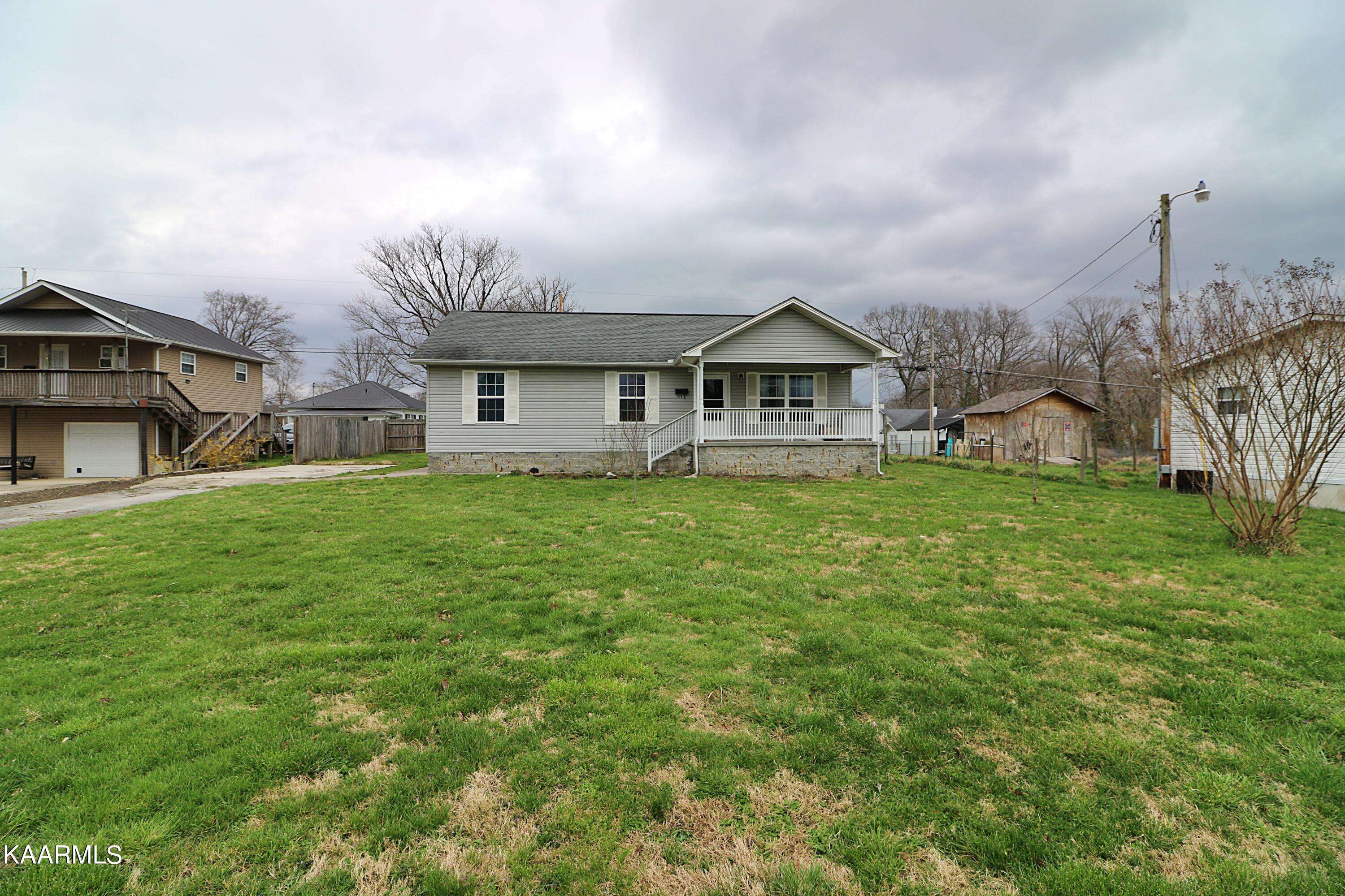 Oneida, TN 37841,108 Cross St