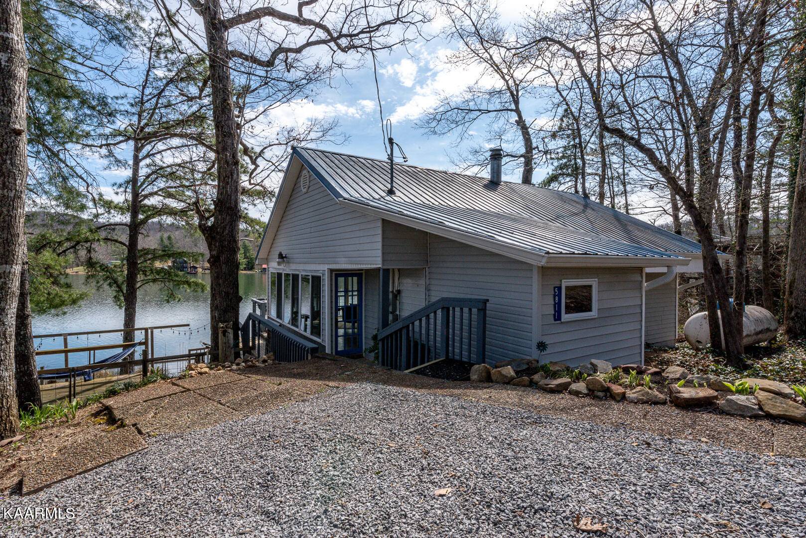 Tallassee, TN 37878,5811 Lakeshore DR