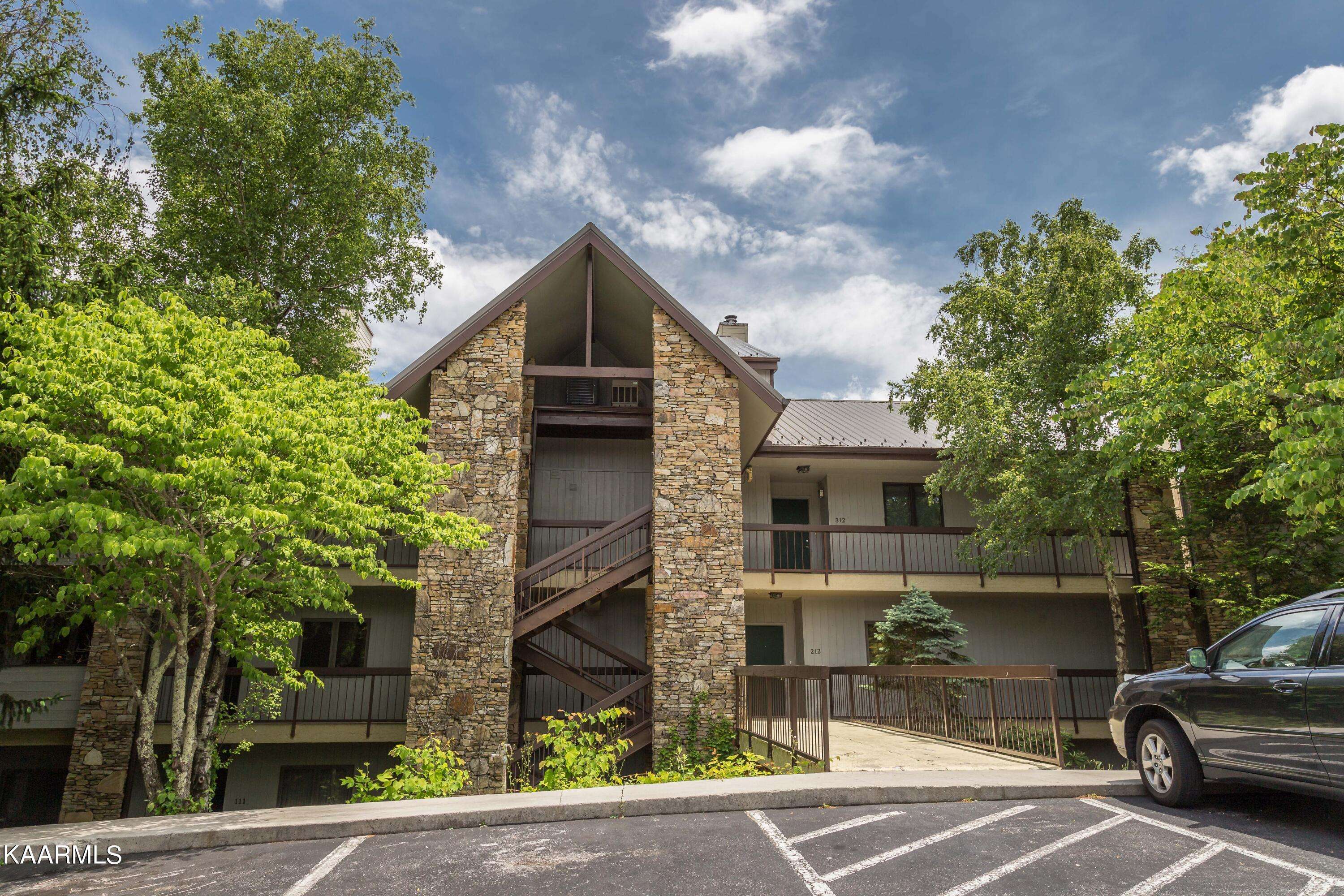 Gatlinburg, TN 37738,1130 Ski View DR #315