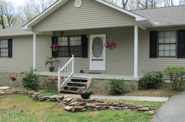 Crossville, TN 38555,44 Apple CIR