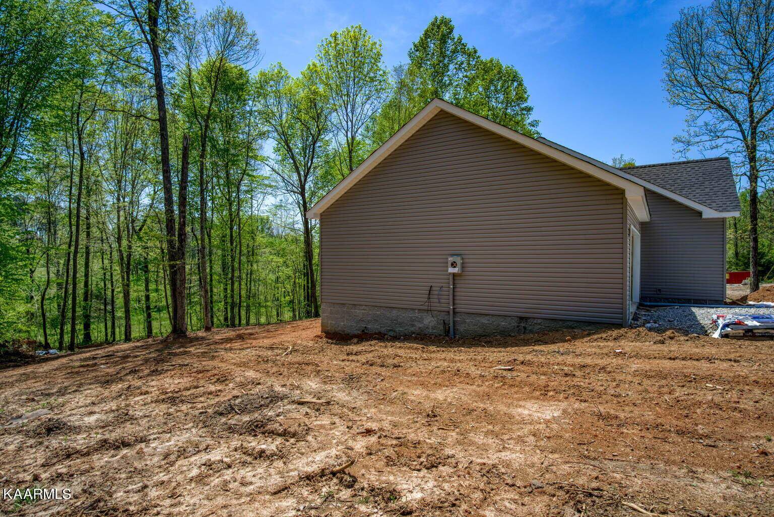 Sparta, TN 38583,420 Hickory LN